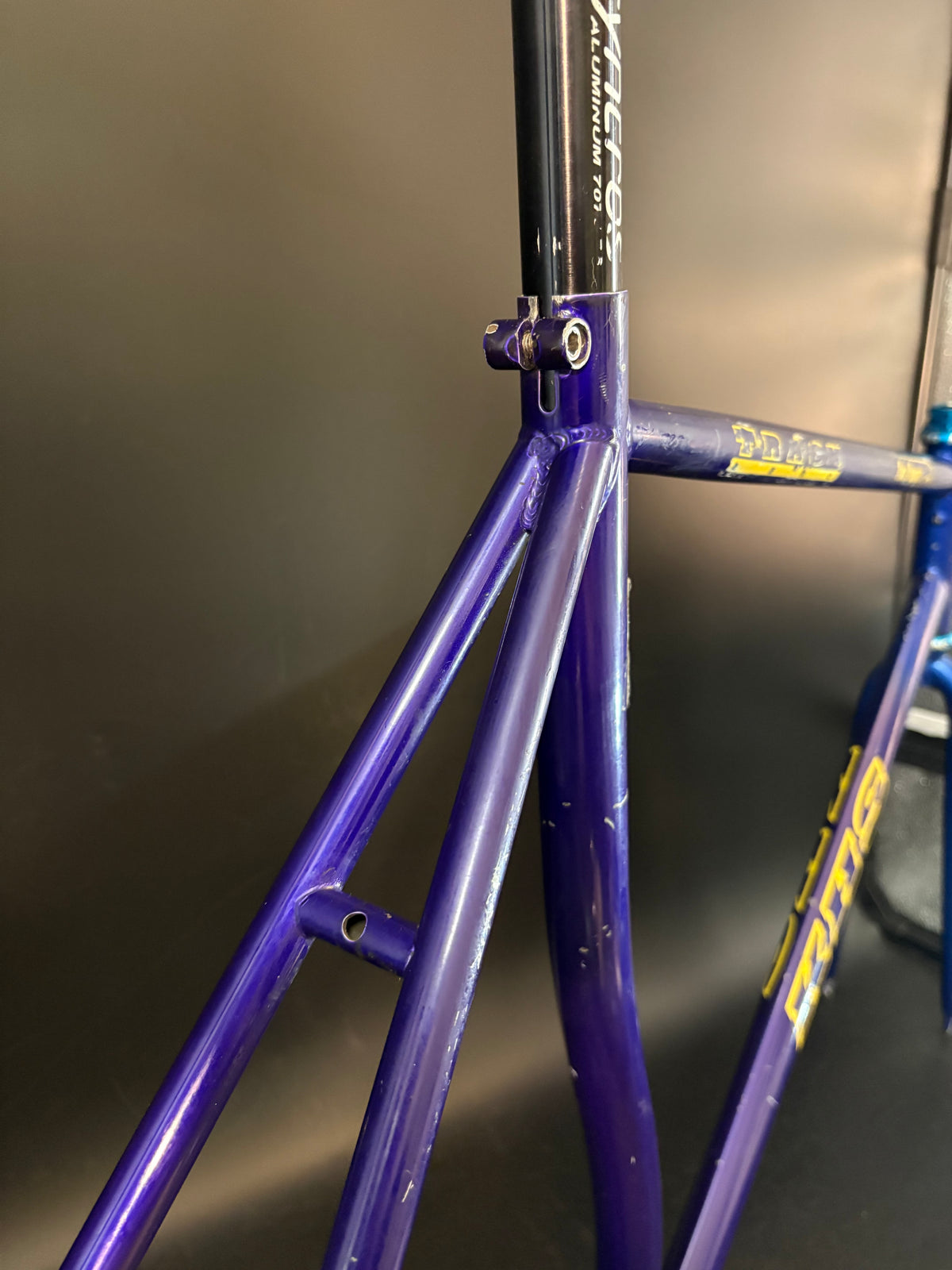 KHS Aero Track Frameset Blue/Purple Fade 55cm