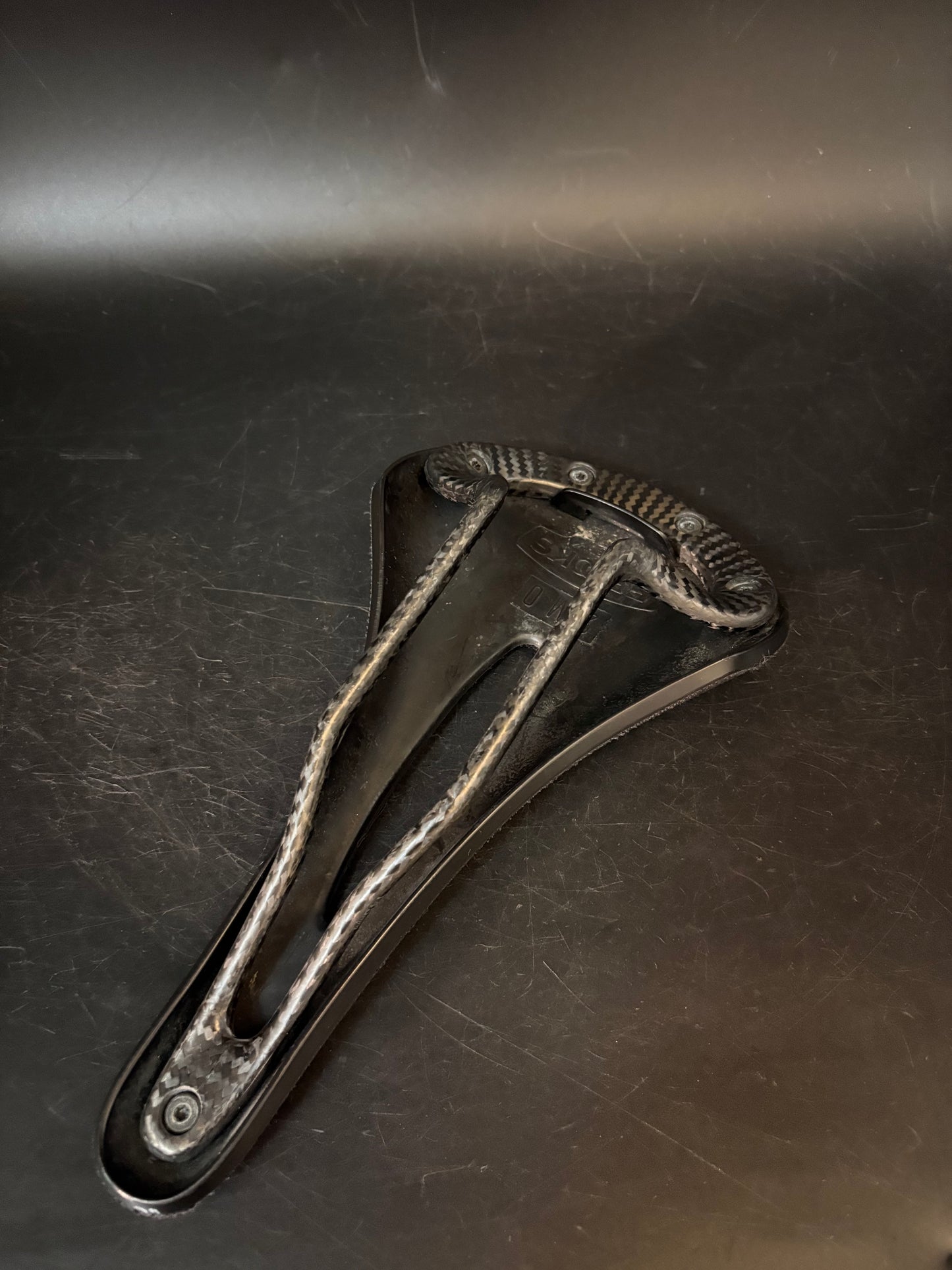 Brooks c13 Saddle Carved Black 145mm