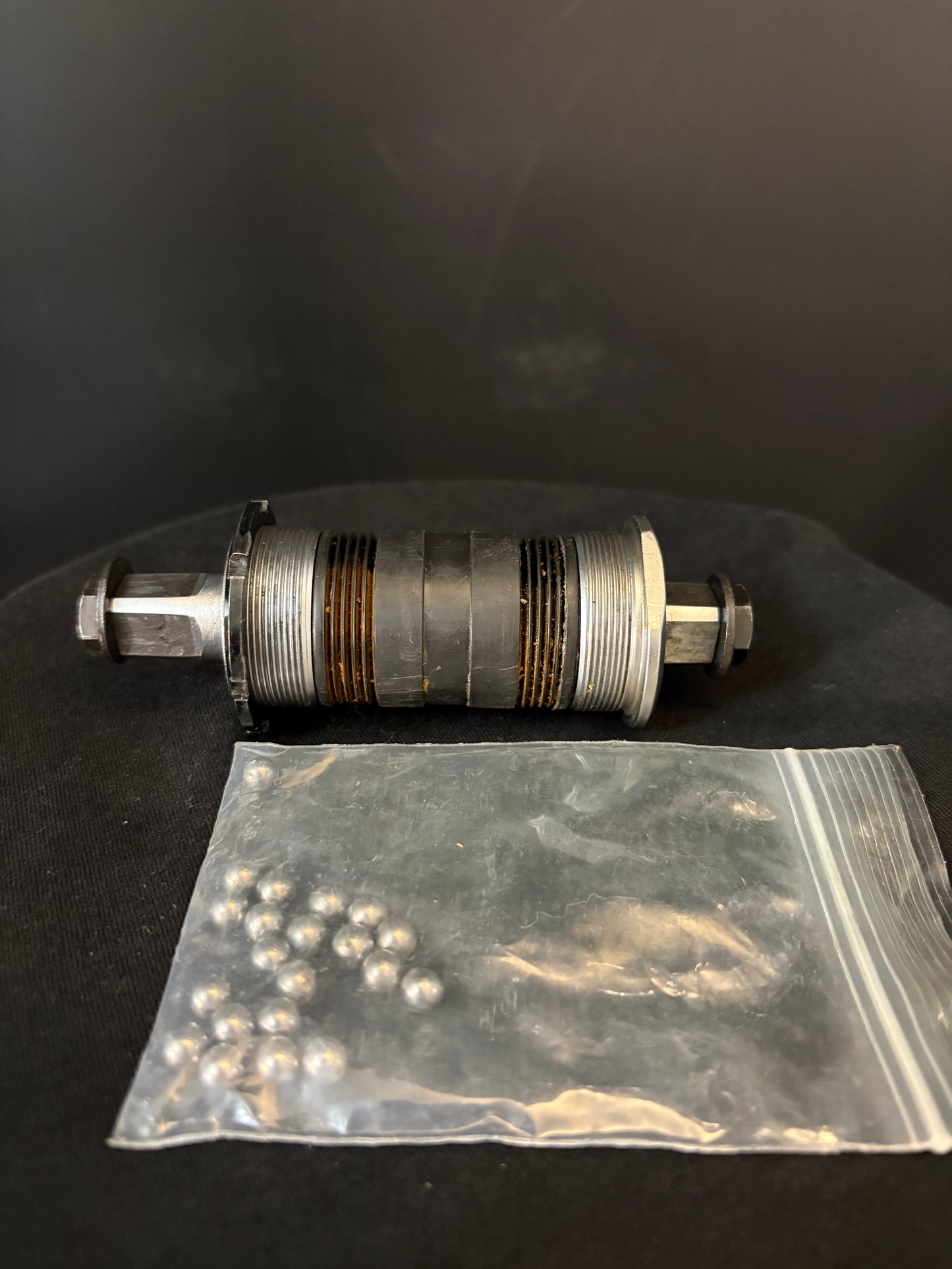 Shimano BB-7400 Bottom Bracket NJS
