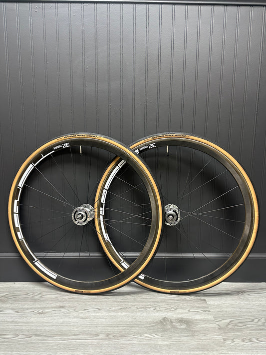 dt swiss carbon clincher