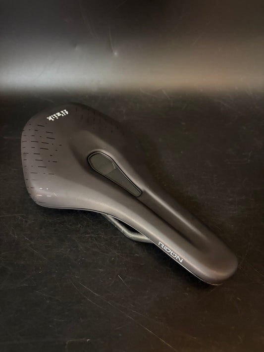 Fizik Ridon Saddle Black 145mm Carbon