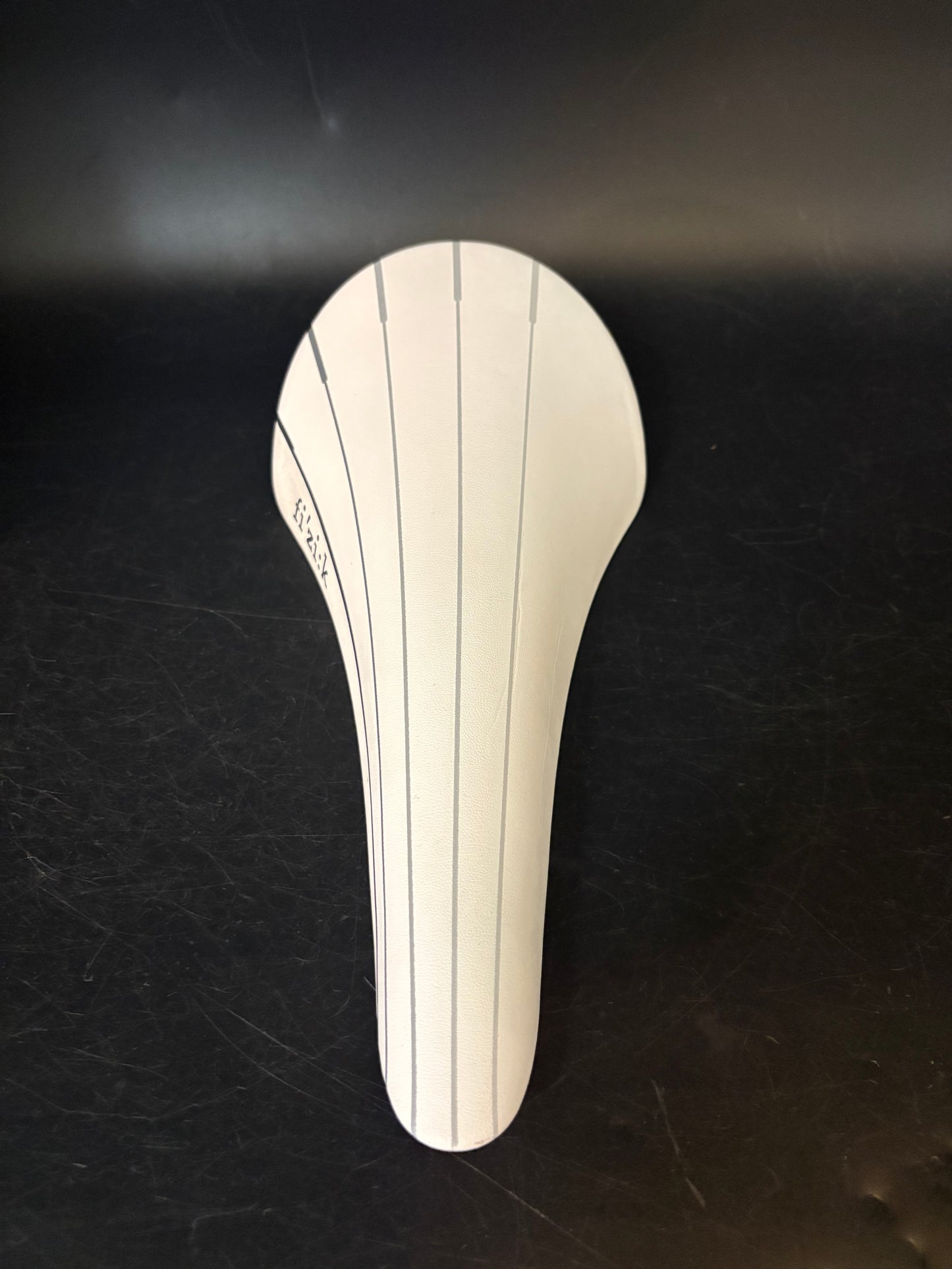 Fizik Volta Saddle White
