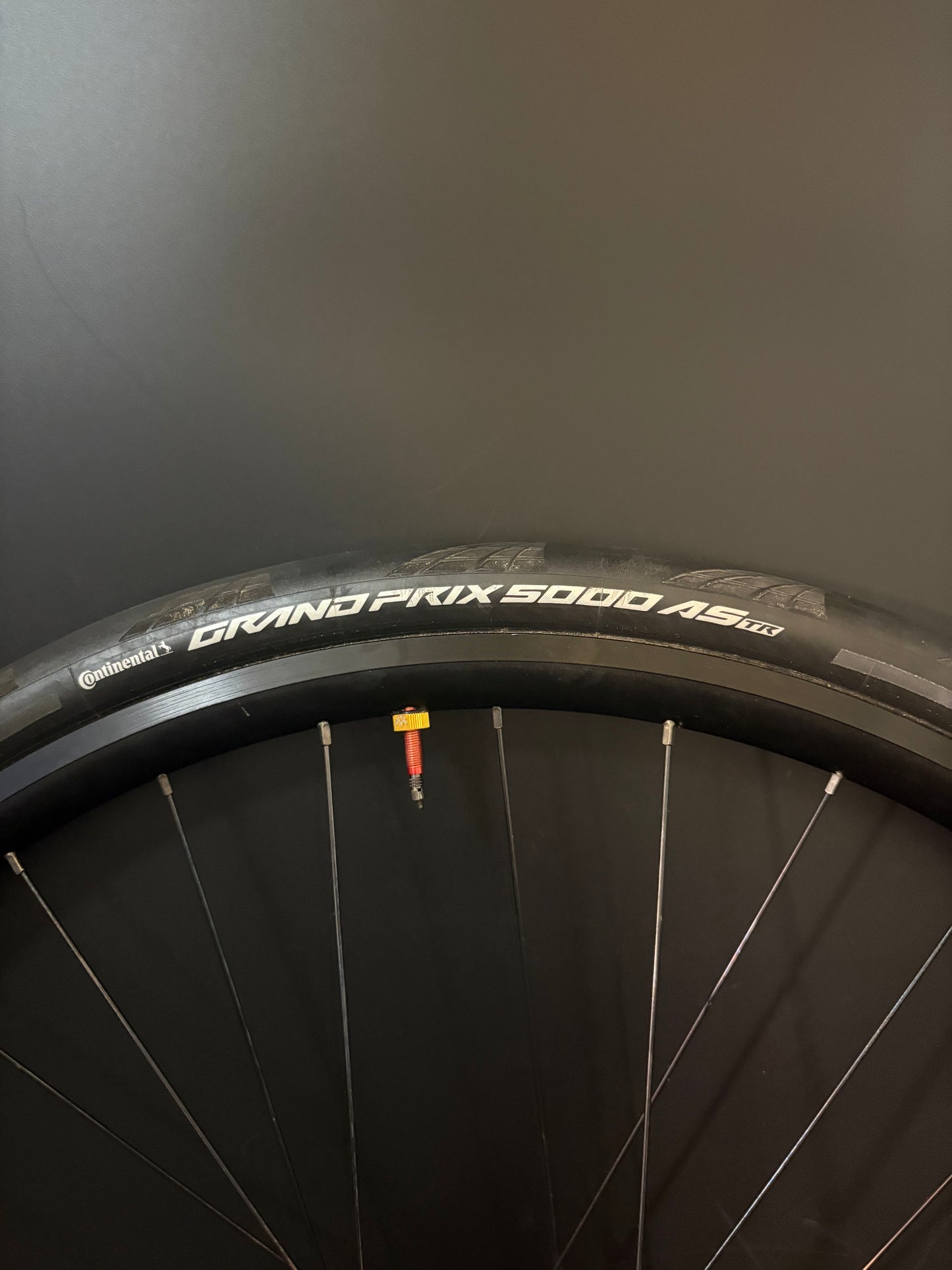 H Plus Son Archetype / Gran Compe HF Wheelset Black 32h Tubeless
