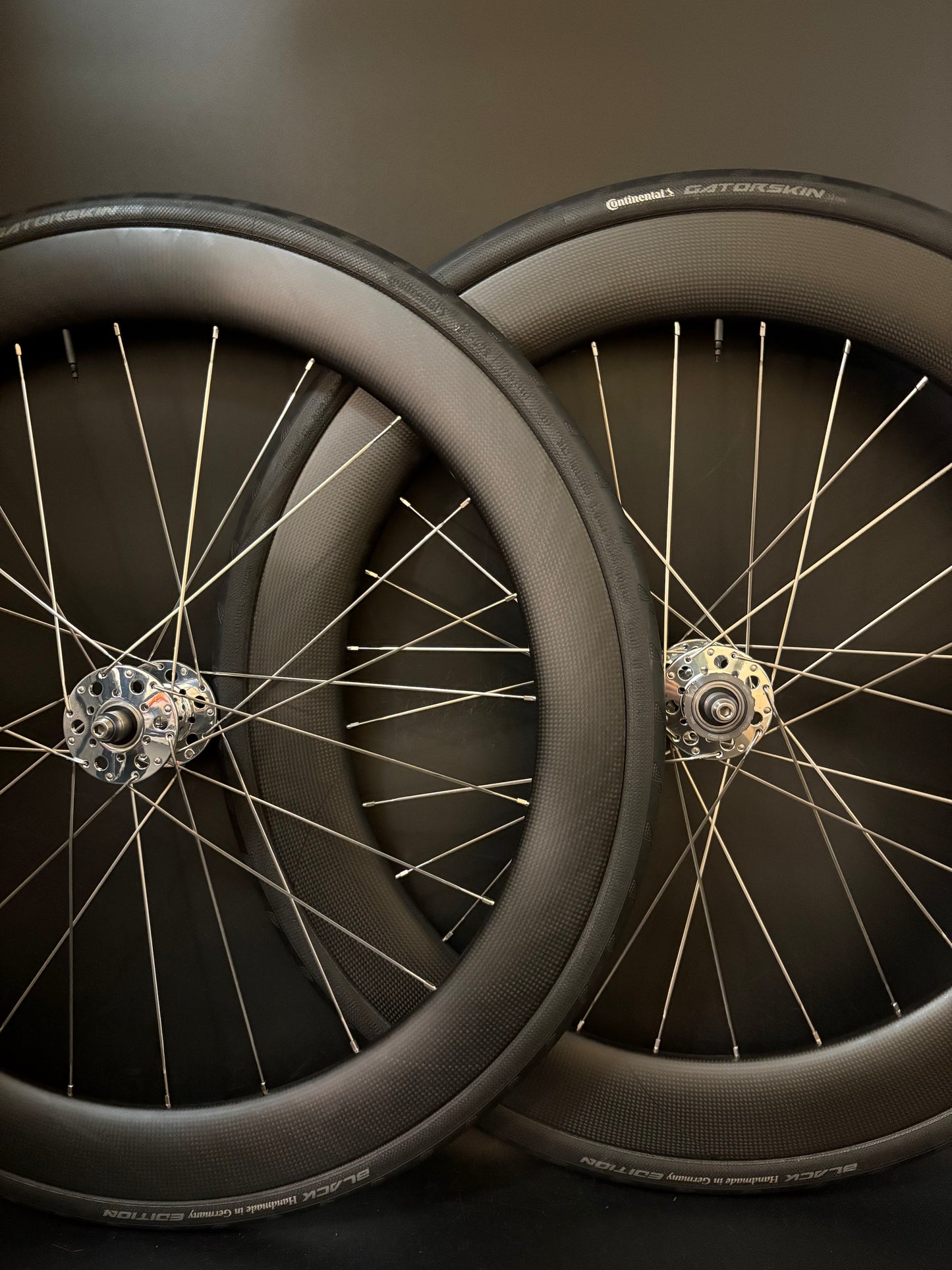 Light Bicycle R55 + R65 Carbon Clincher Rims / Phil Wood Pro HF Silver Wheelset 24/28h