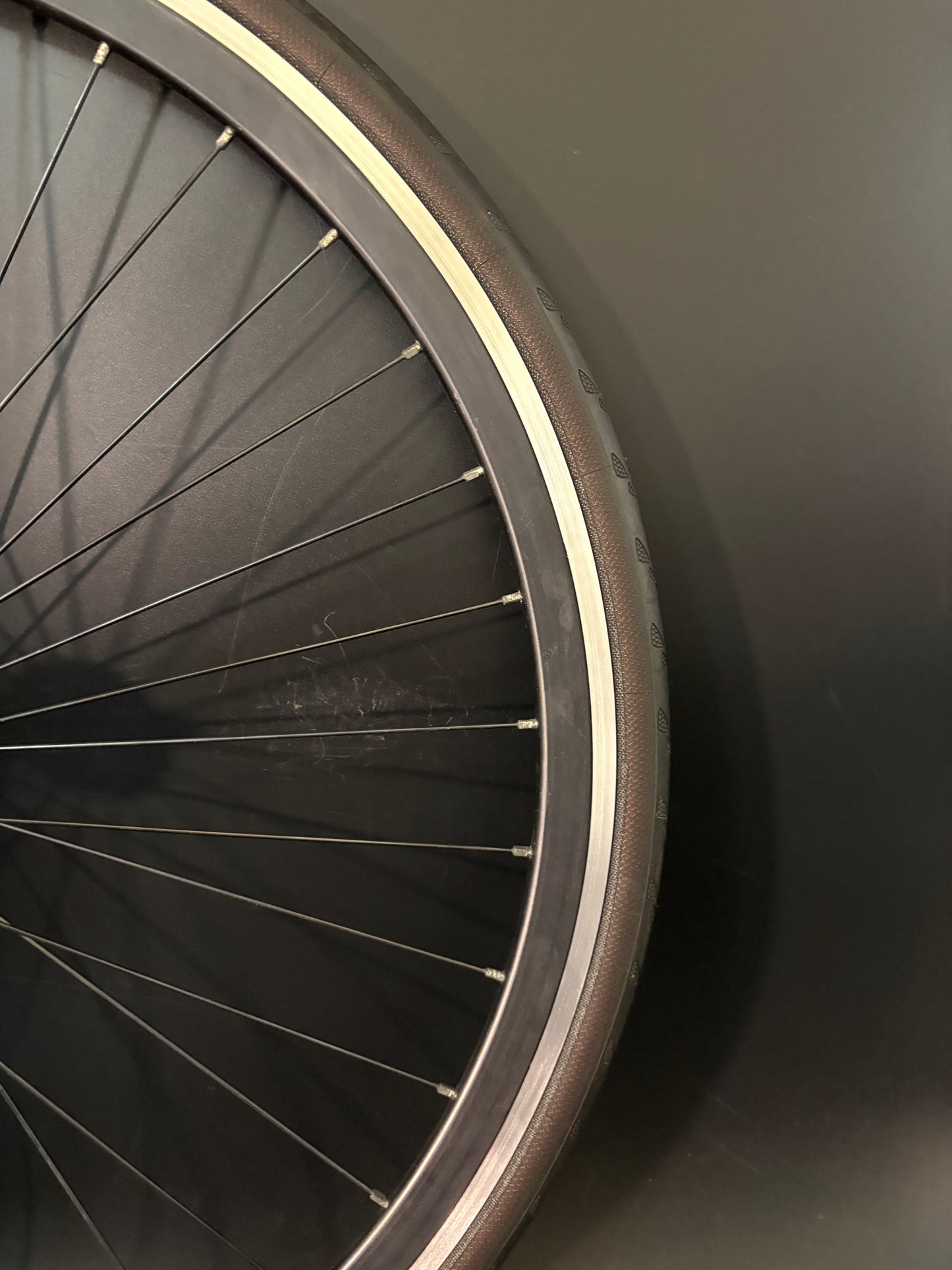 Deep V Machined Black / Surly Wheelset 36h