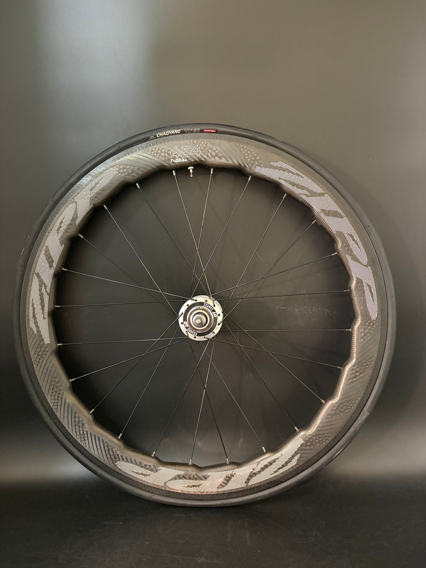 Zipp 454 NSW Carbon Clincher / DT Swiss Wheelset 20/24h