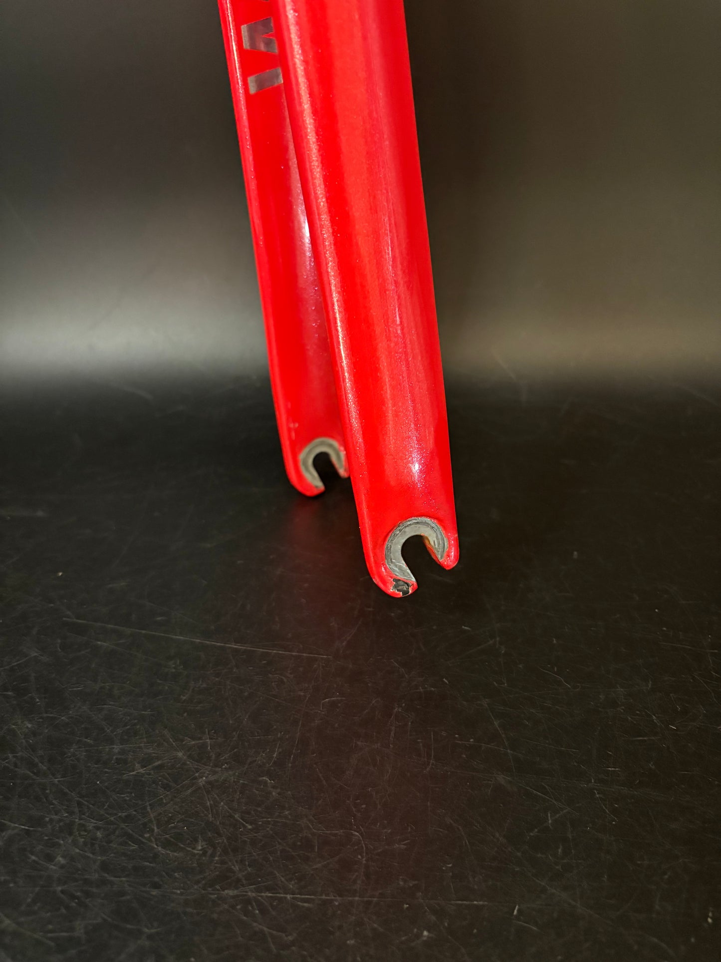 Whisky Carbon Fork Red 1 1/8”-1 1/2” Tapered 178mm 45 Rake