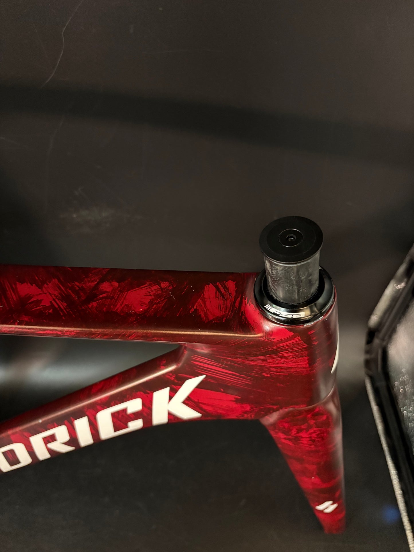 Hedrick Carbon Frameset Red Marble 50cm ST 56cm TT