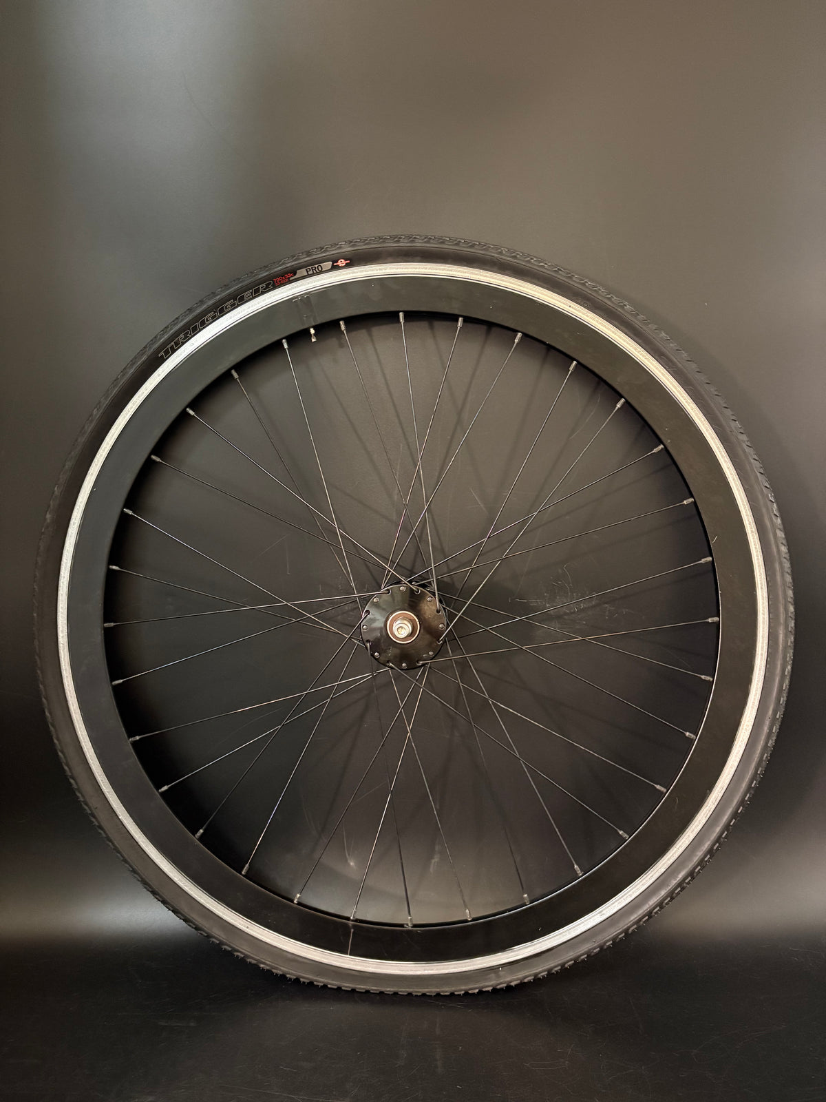 H Plus Son SL42 + Formation Face Black / Phil Wood HF Wheelset 32h
