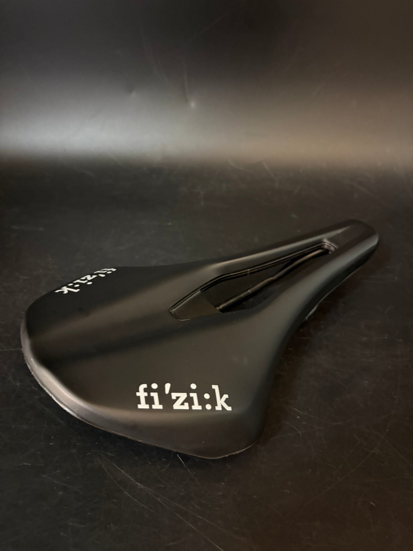 Fizik Argo Saddle Black 150mm