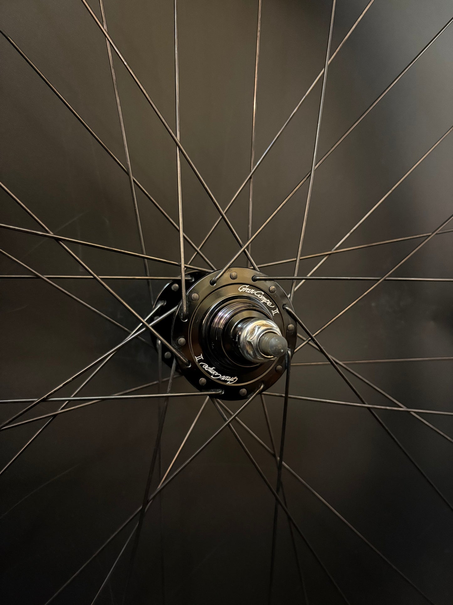 H Plus Son Archetype Black / Gran Compe Wheelset 32h