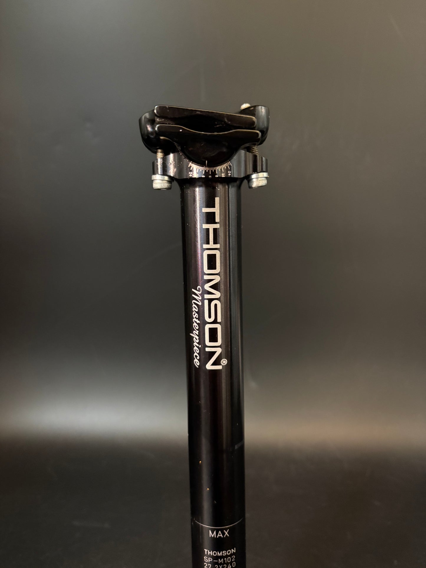 Thomson Masterpiece Seatpost Black 27.2 240mm