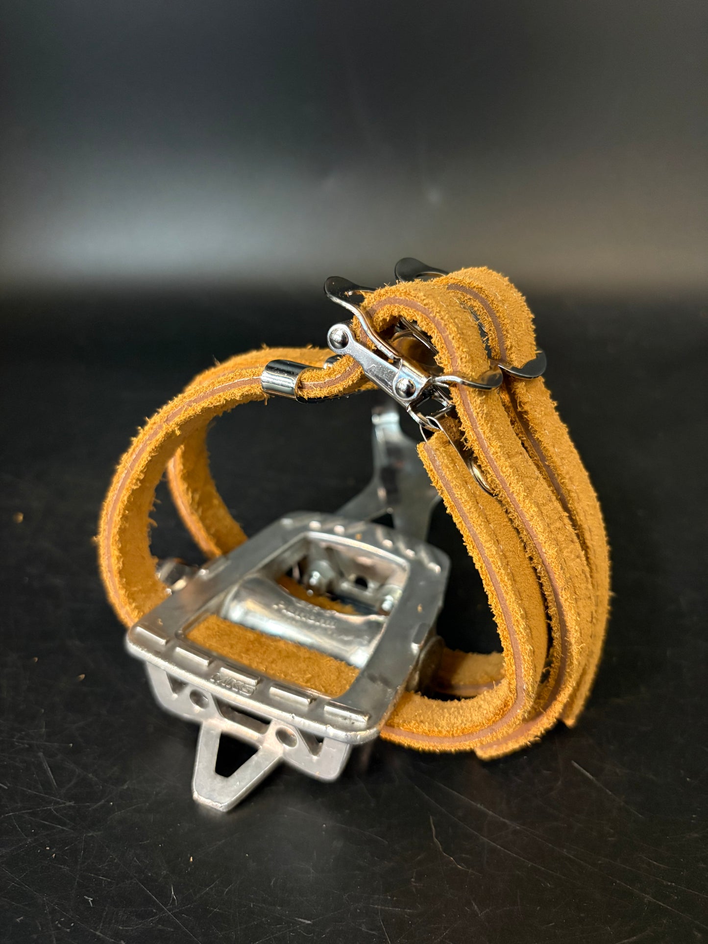 MKS GR-9 / Unbranded Double Straps Pedal Setup