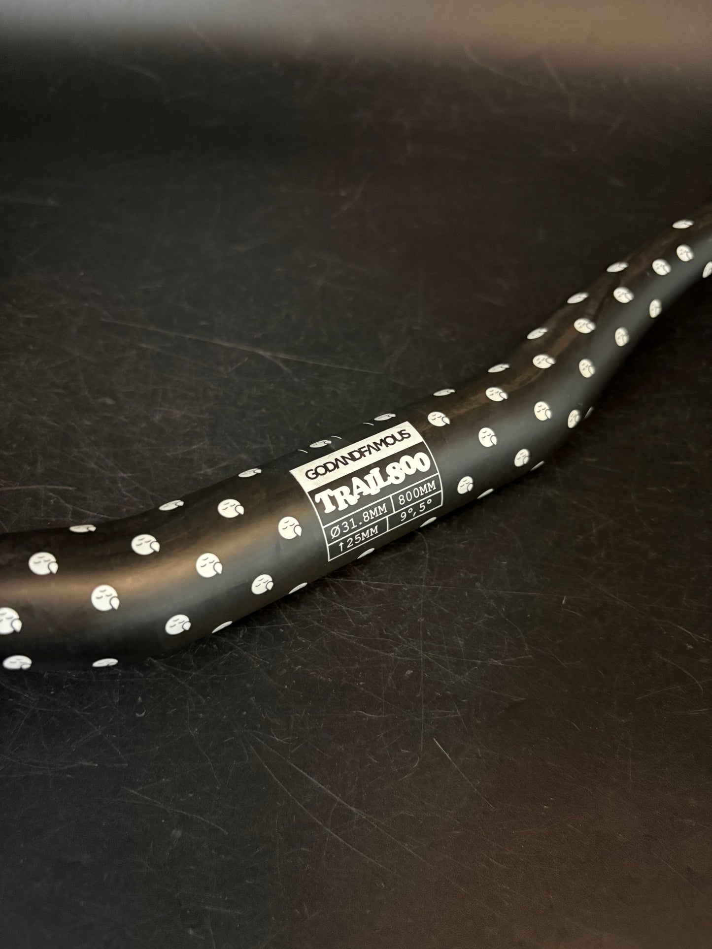 God & Famous Trail 800 Riser Handlebar Carbon 750mm 31.8