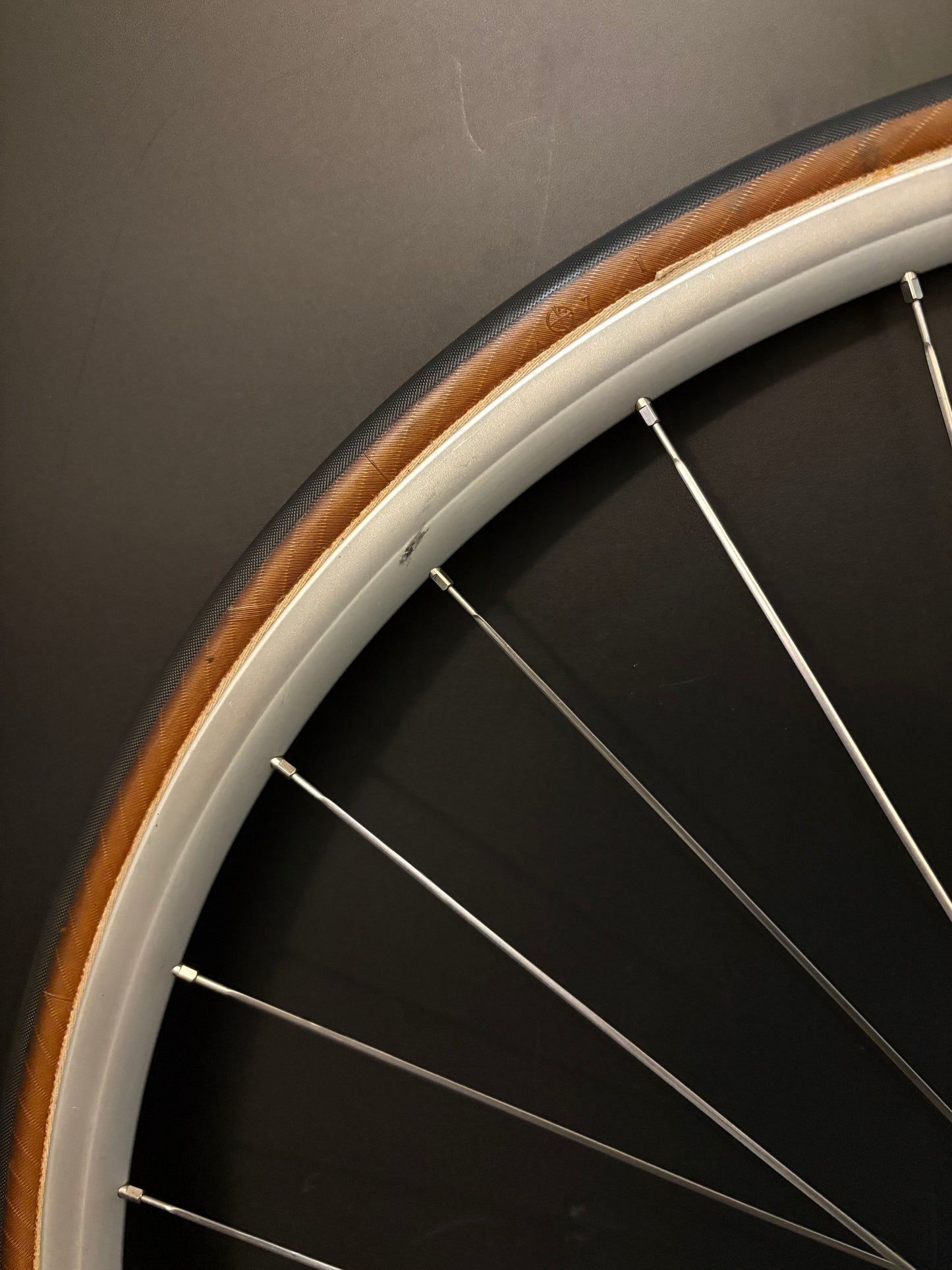 Campagnolo Seoul 88 Tubular / Suntour Superbe + Dura Ace Wheelset Silver 28h