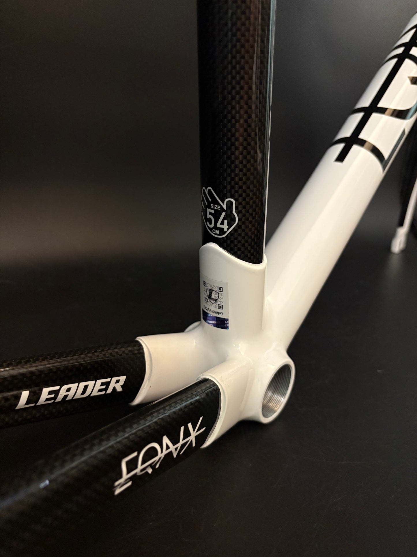 Leader EQNX Carbon Frameset White 54cm