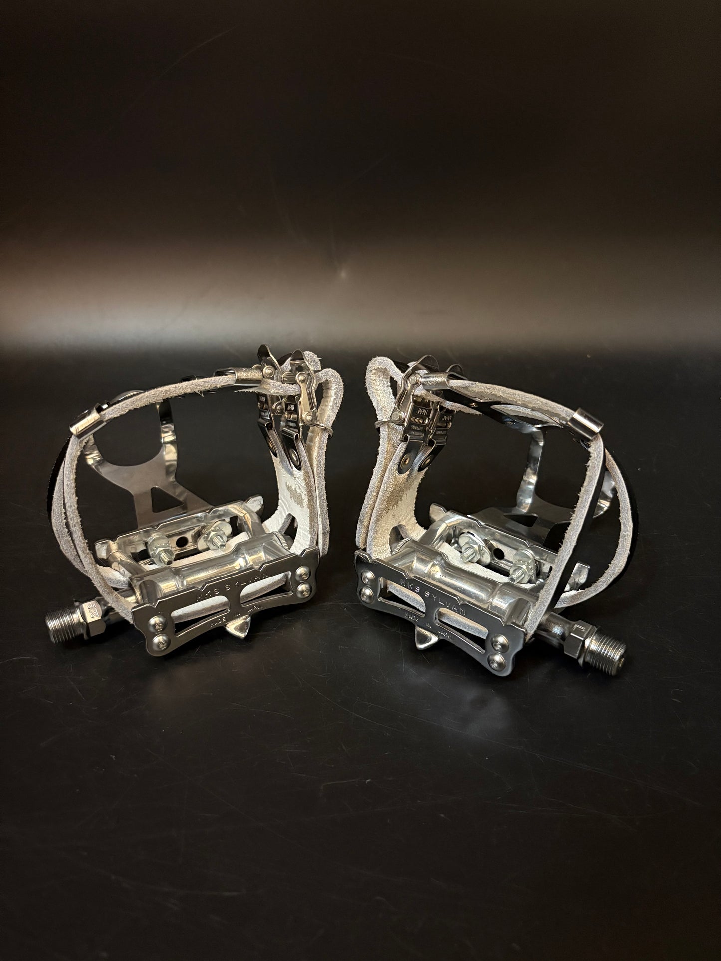 MKS Sylvan Next Silver / MKS Leather Double Straps Pedal Setup
