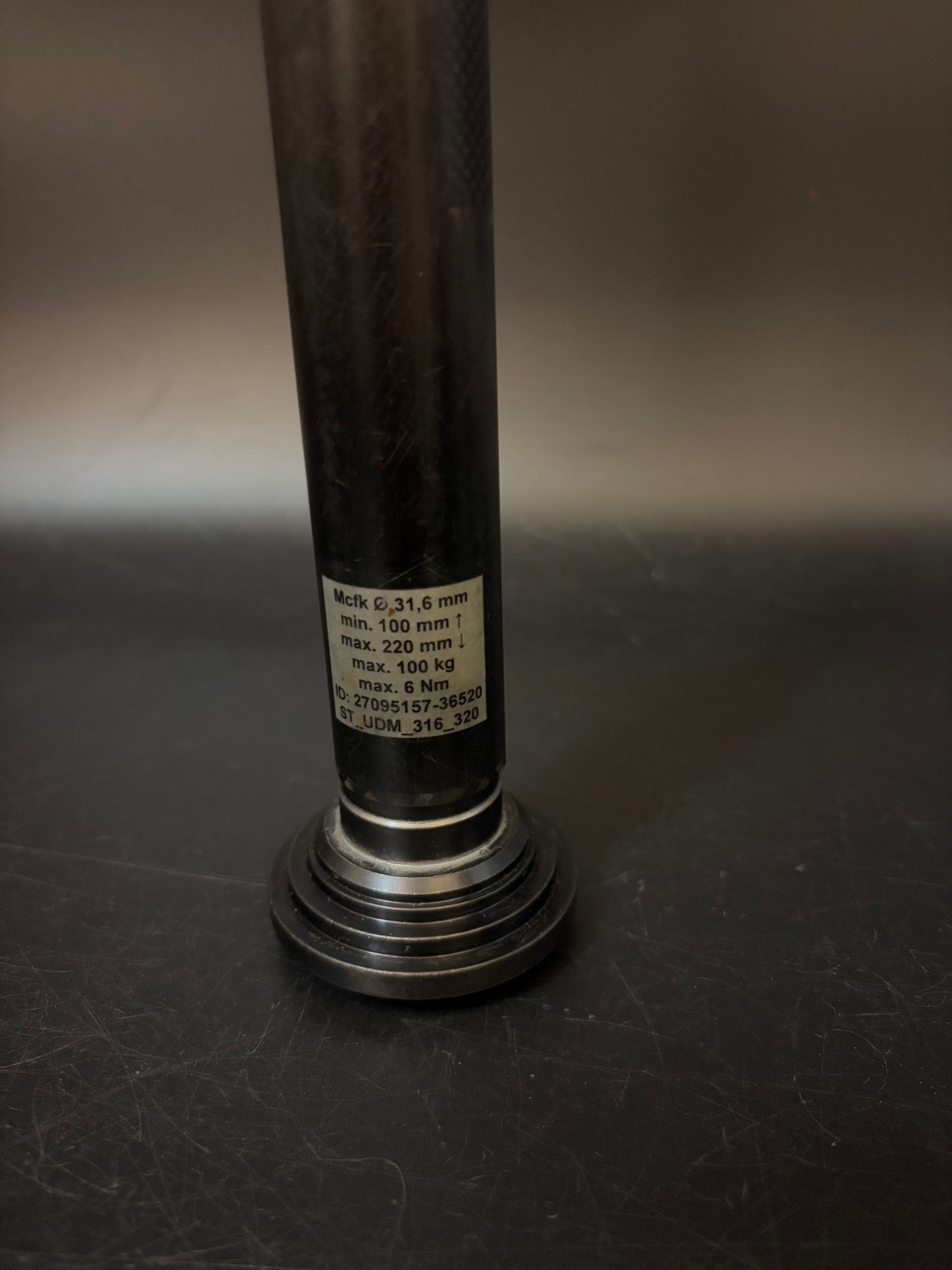 MCFK Seatpost Carbon 31.6 300mm