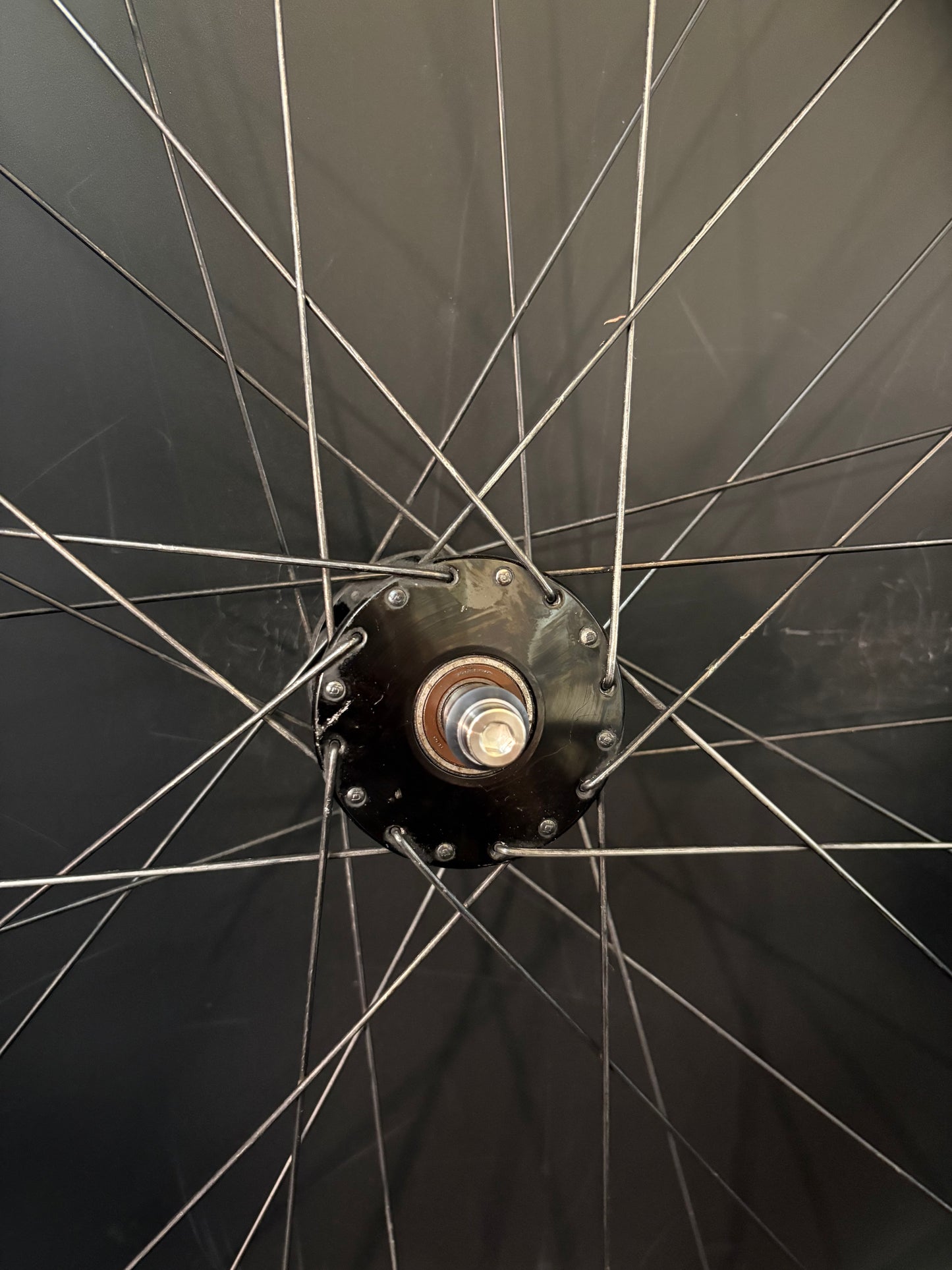Velocity B43 Black / Phil Wood Front Wheel 32h