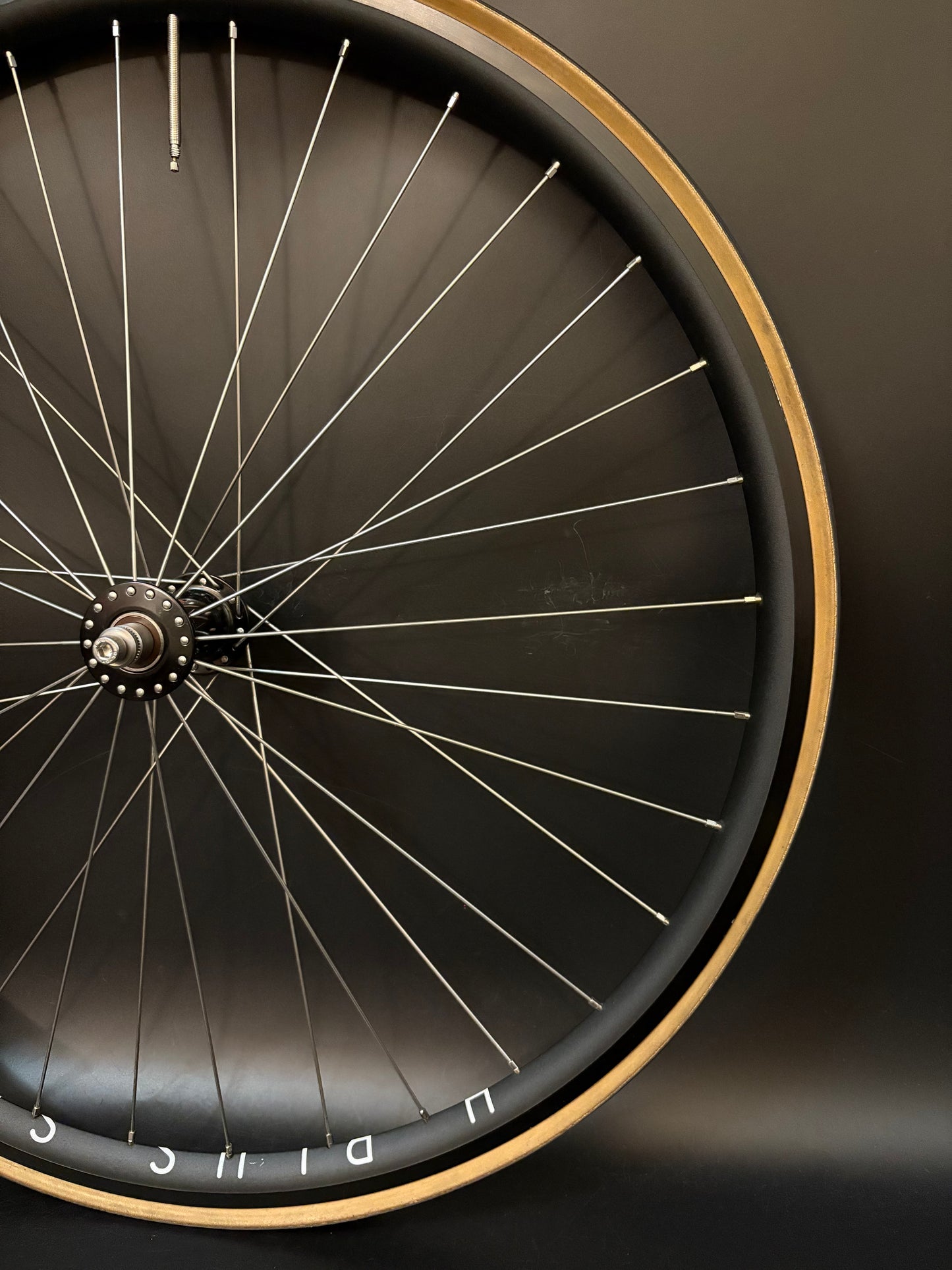 H Plus Son Archetype Black / Phil Wood LF Wheelset Black 24/32h