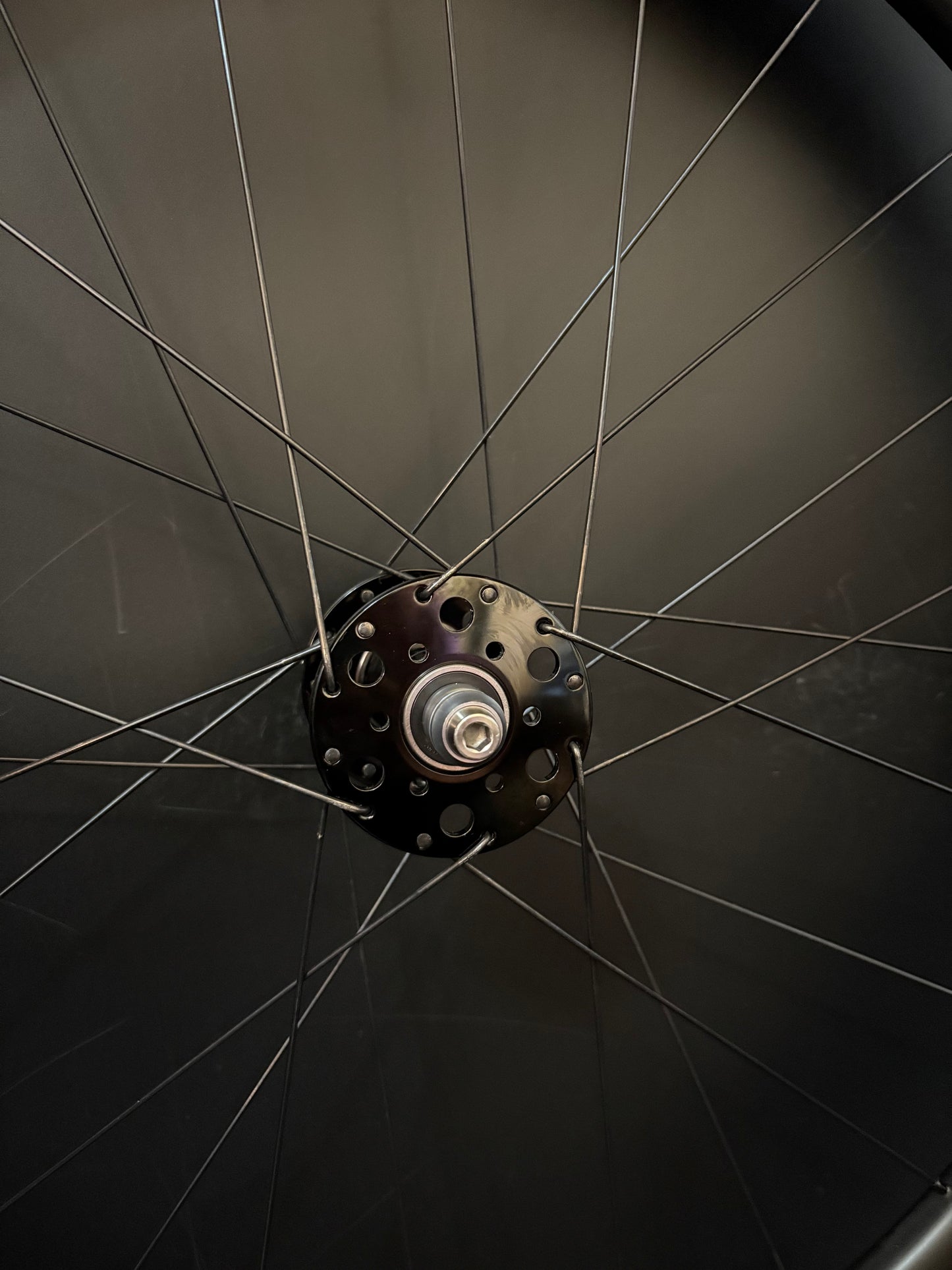 Astral Veil 6 Carbon Clincher / Phil Wood Pro HF Wheelset Black 24h