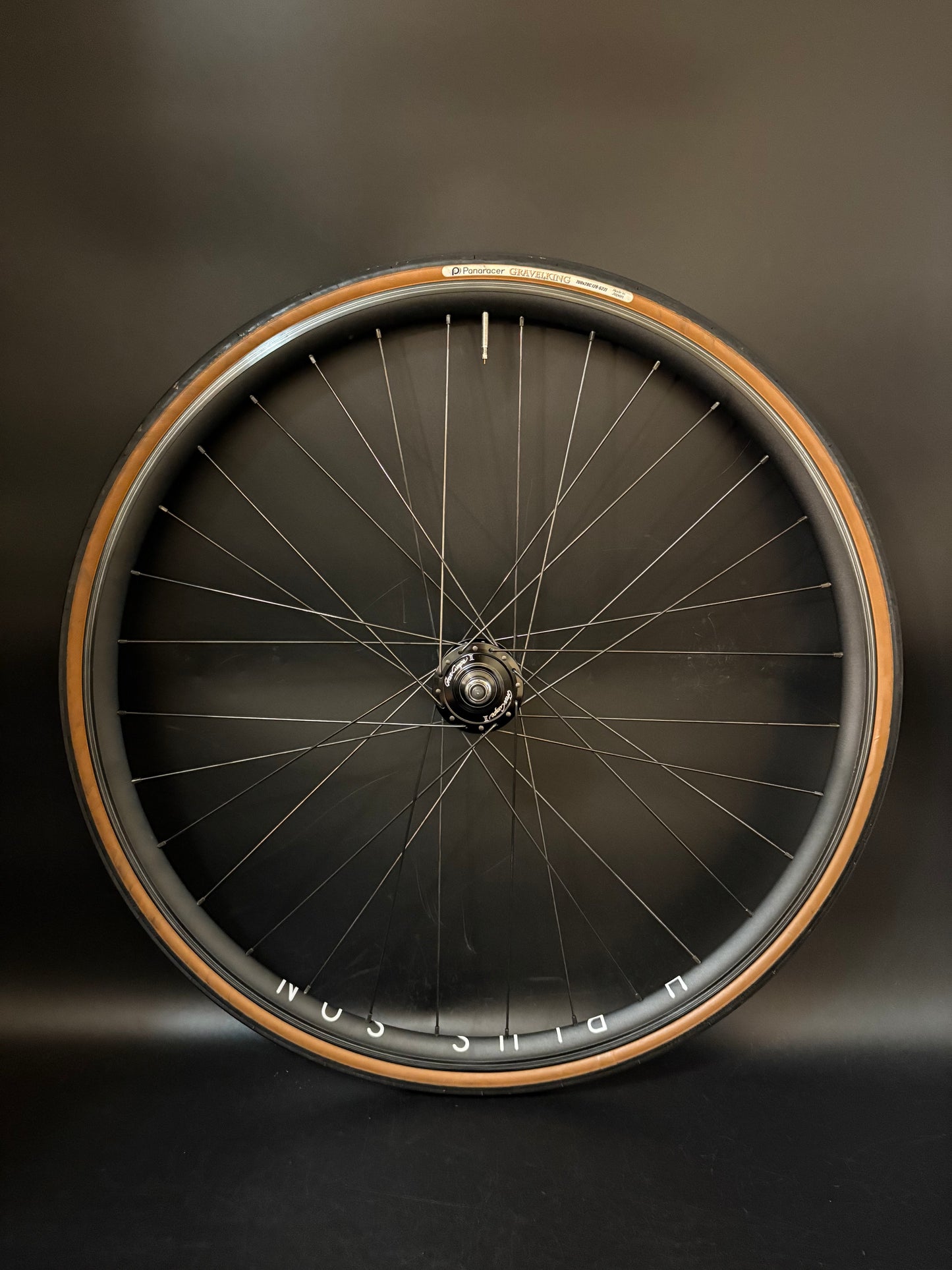 H Plus Son Archetype Black / Gran Compe Wheelset 32h