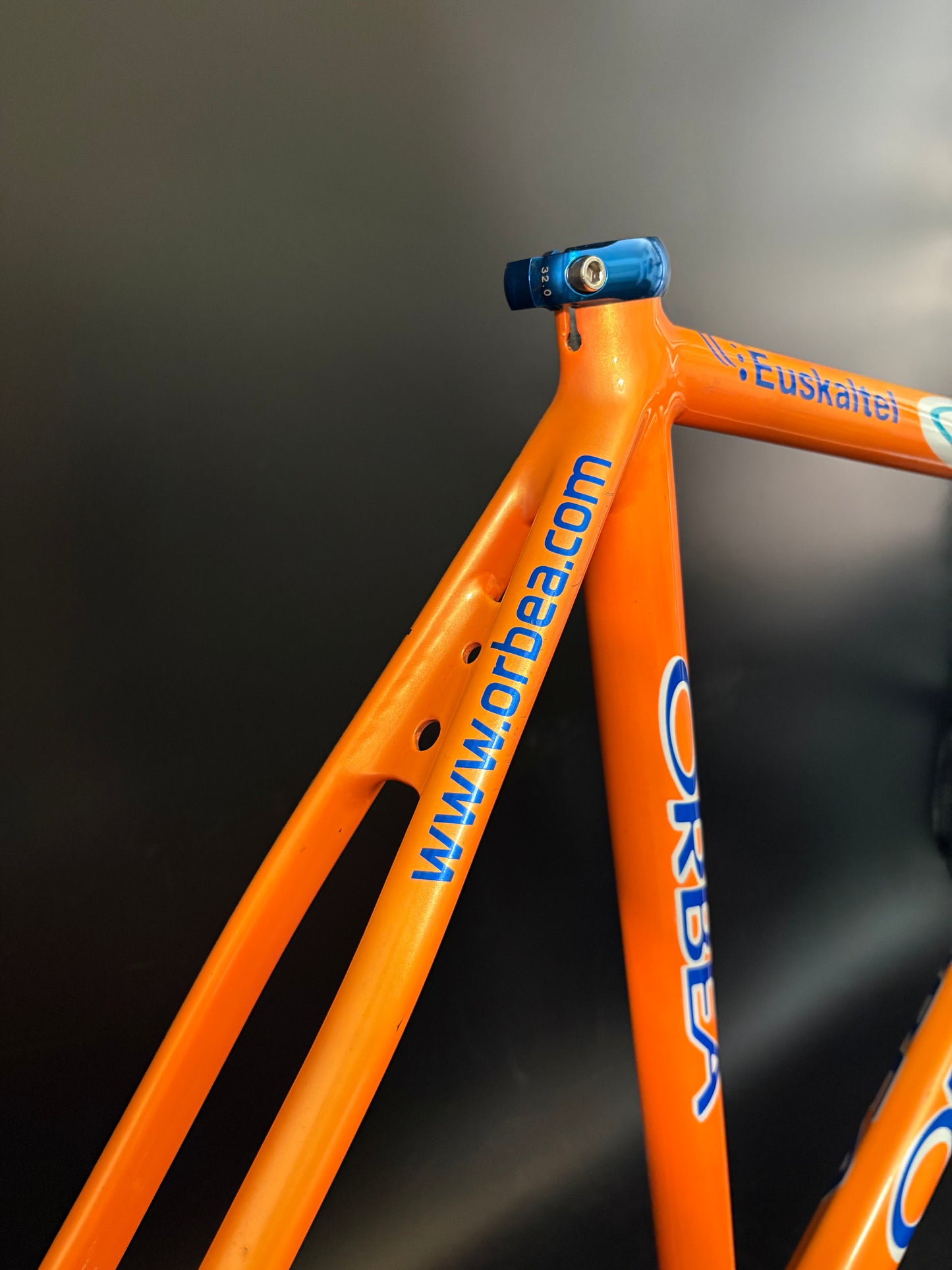 Orbea Lobular Pista Frameset Team Euskaltel Orange/Blue 57sm ST 54cm TT