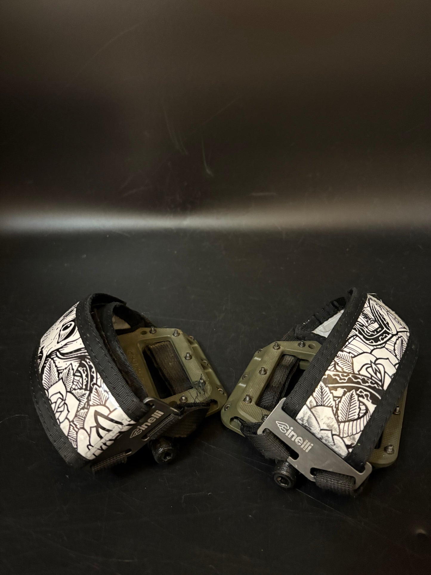 Bontrager Platform Pedals / Cinelli Mike Giant Straps Pedal Setup