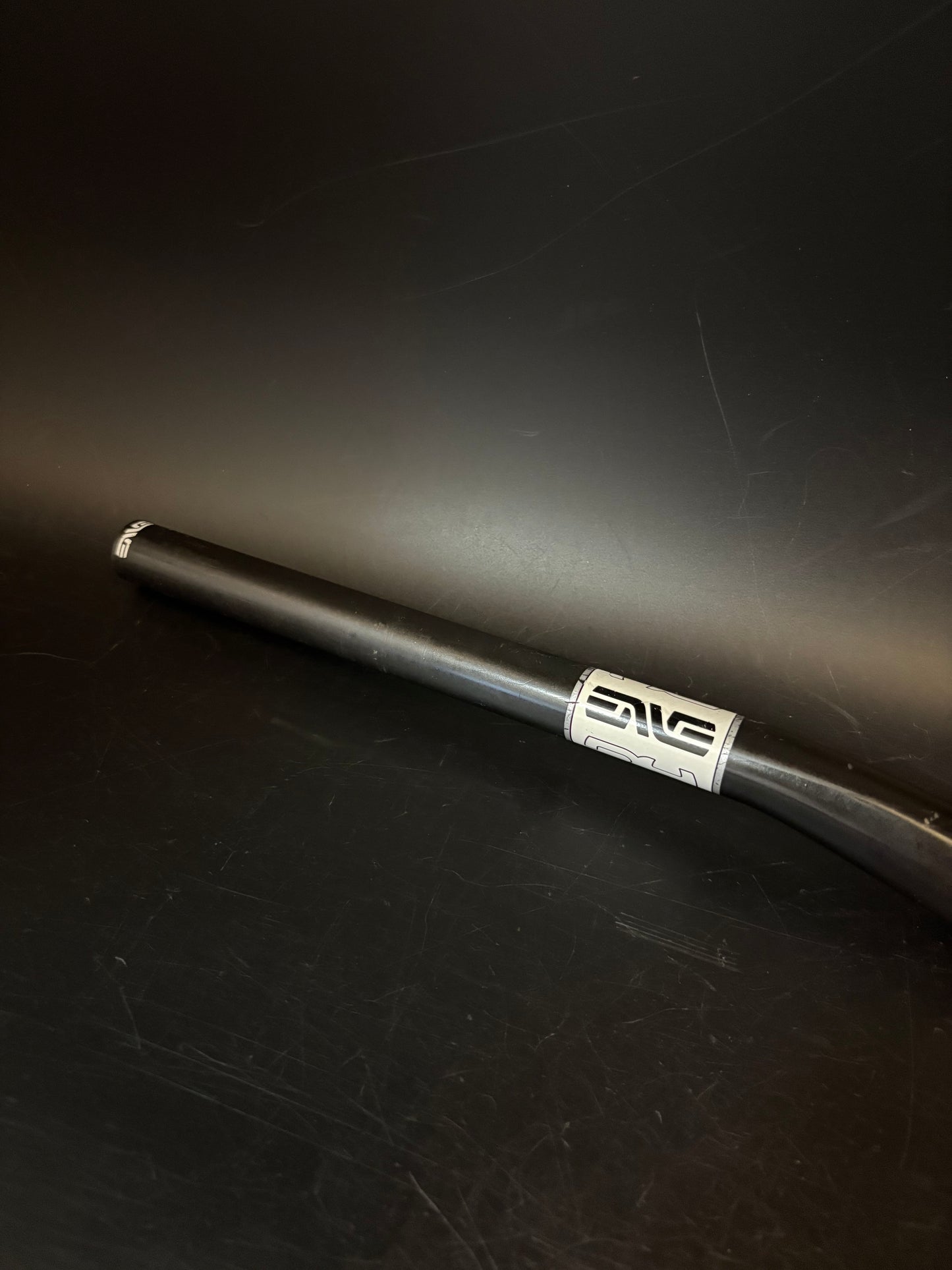 Enve DH 23mm Riser Handlebar Carbon 720mm 31.8