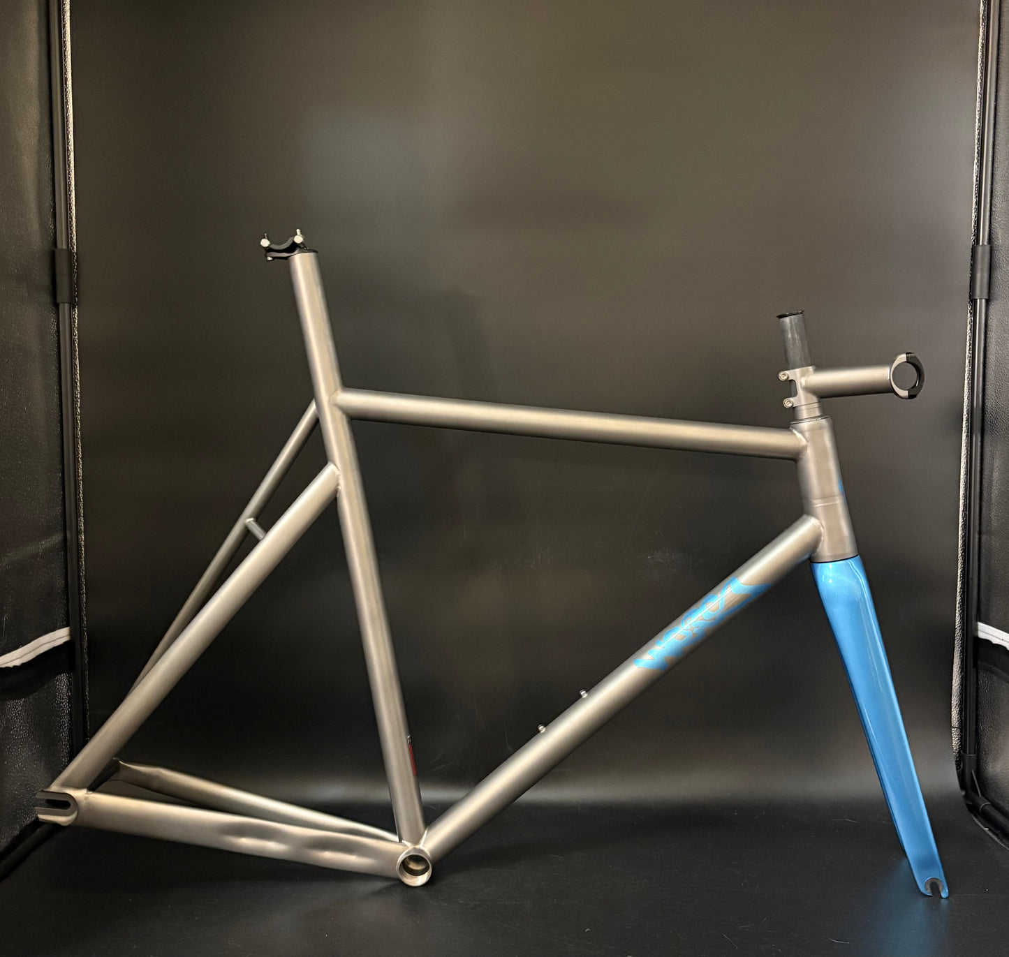 NEW Weis Hammer Ti Track Frameset Titanium Custom Finishing 55.5cm TT 71cm ST center