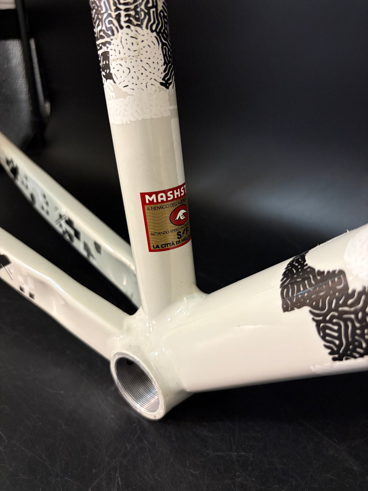 Mash AC-4 Prototype Frameset White/Black 54cm Medium