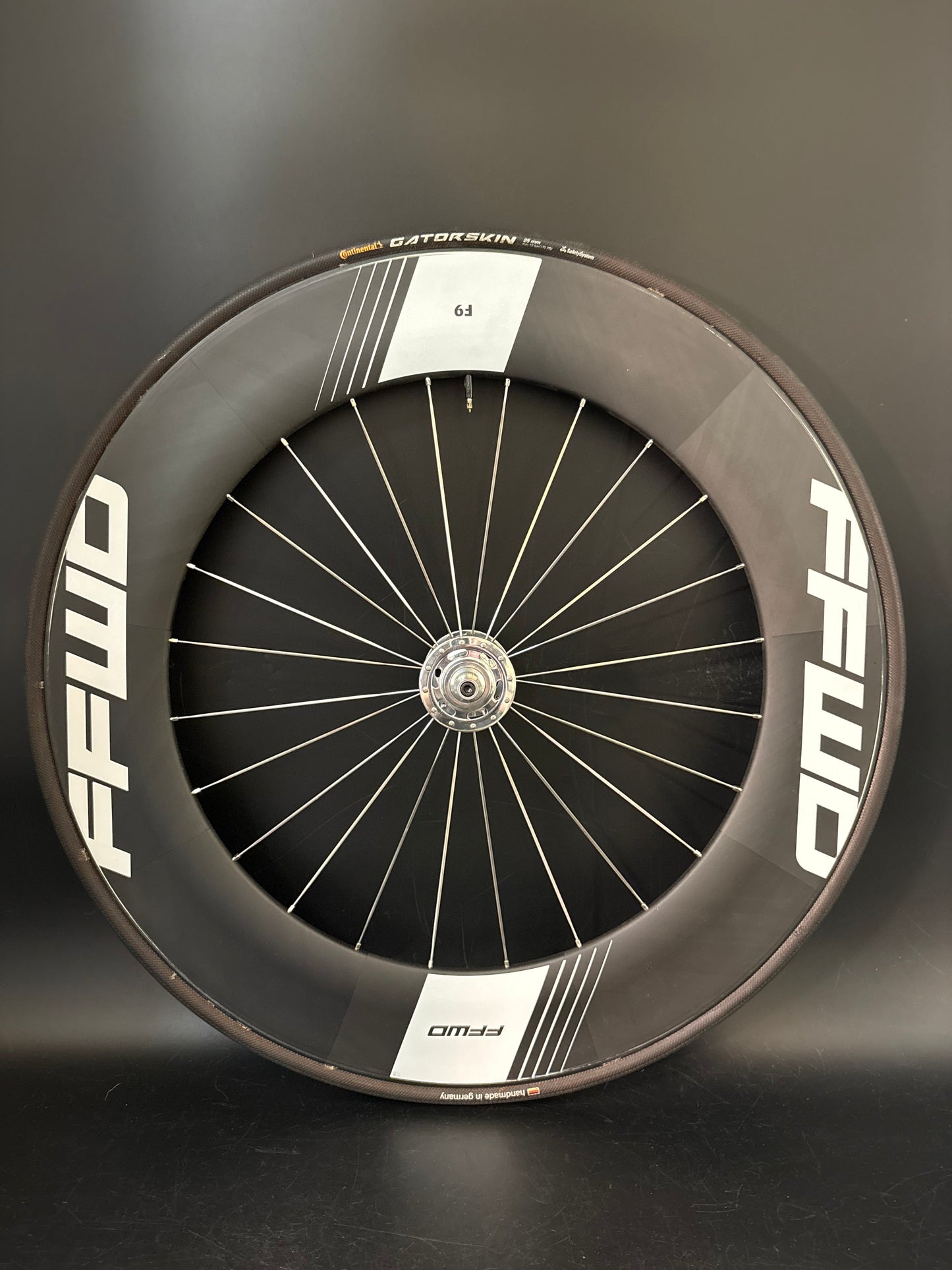 FFWD F9 90mm Carbon Tubular Wheelset 24/28h