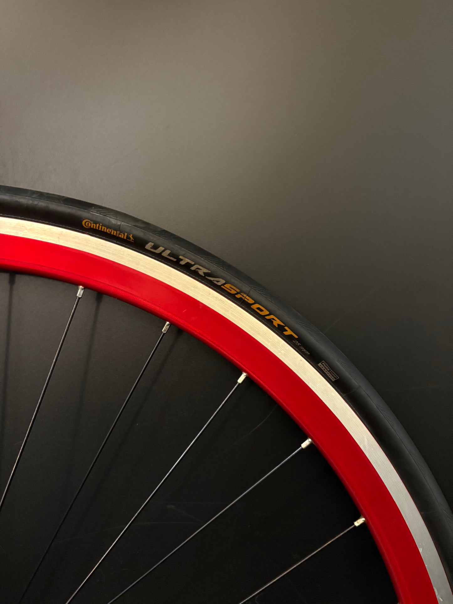 Velocity Deep V Red Machined / Phil Wood Wheelset Black 32h