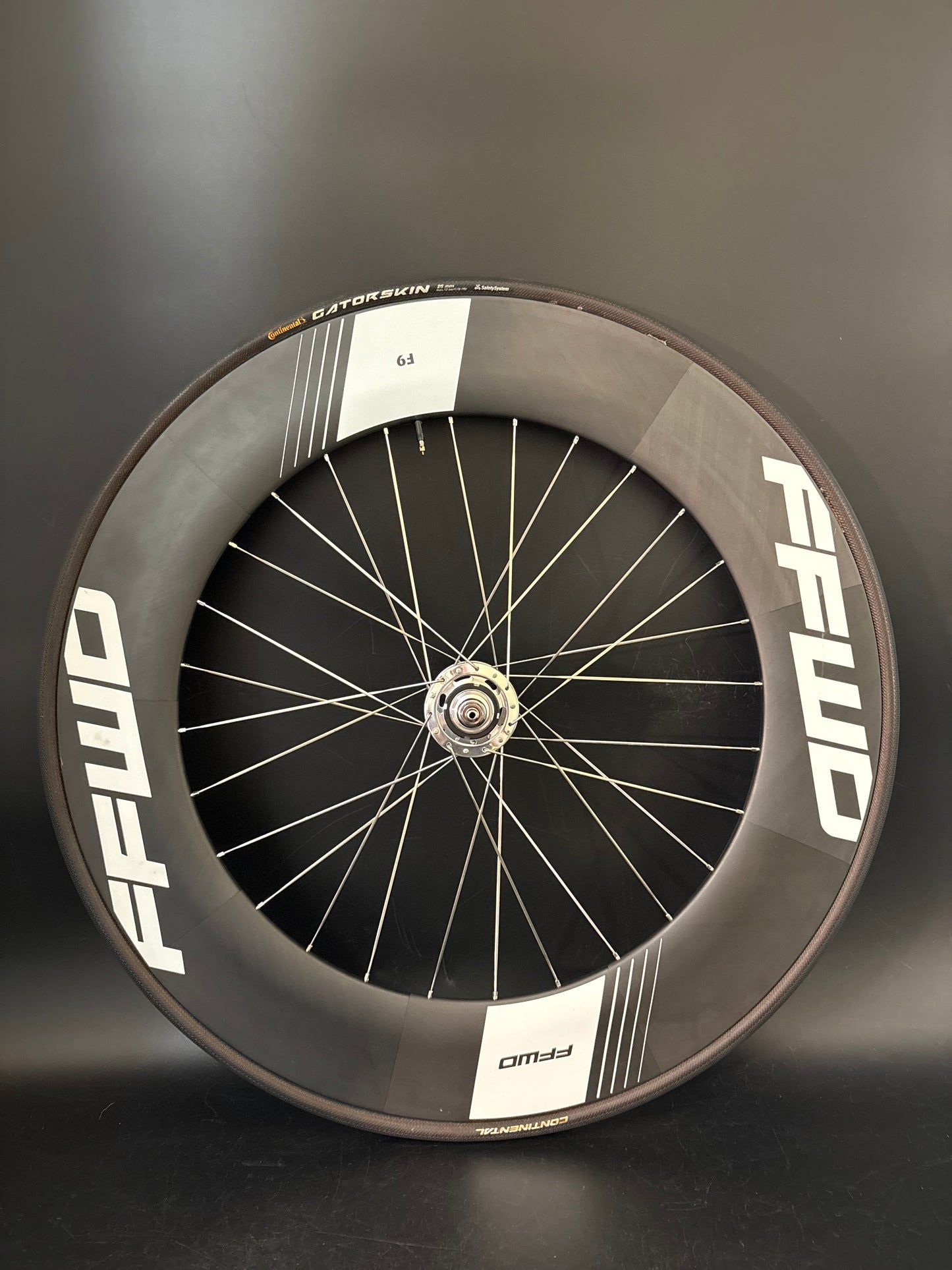 FFWD F9 90mm Carbon Tubular Wheelset 24/28h