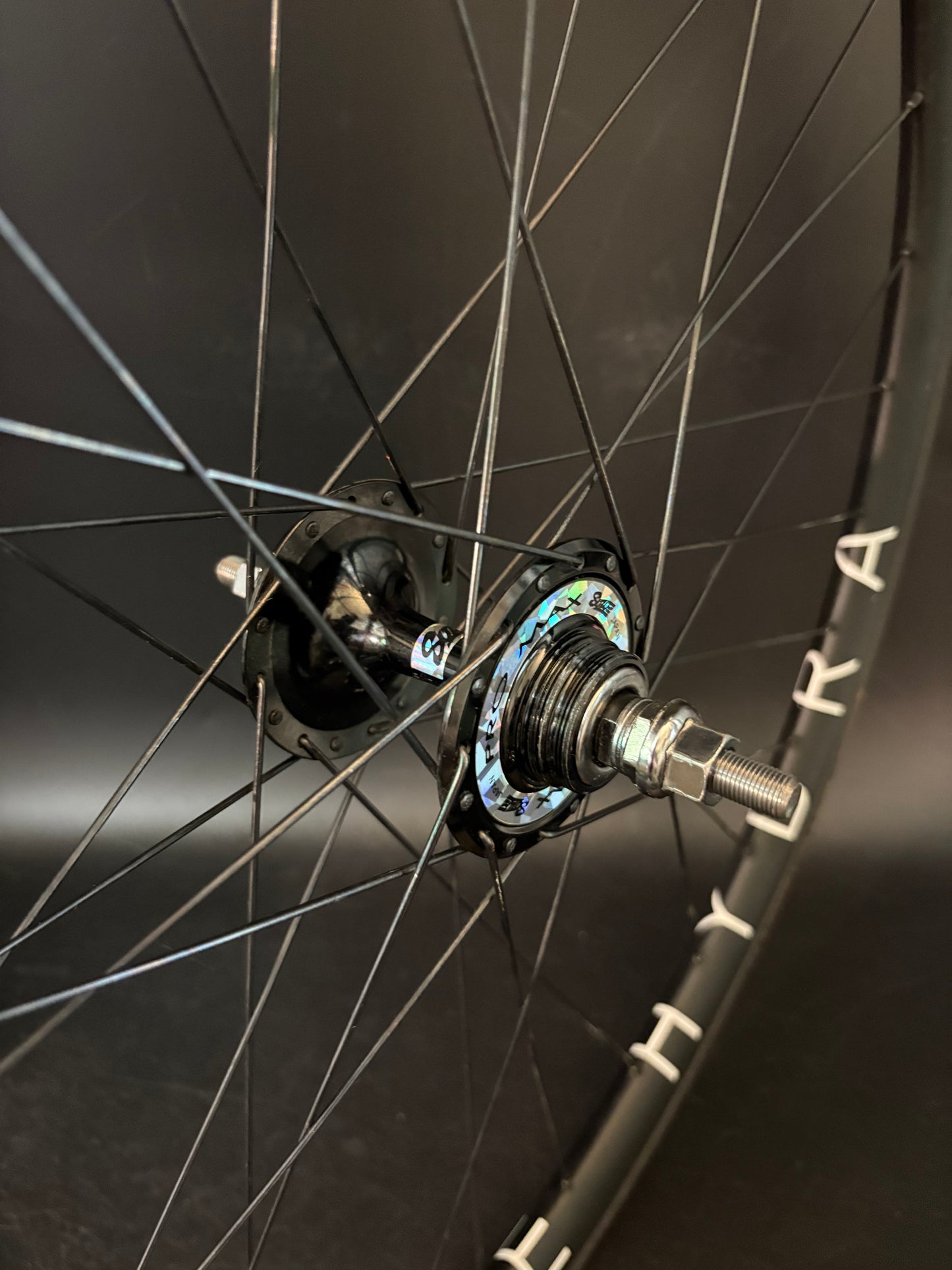 H Plus Son Hydra / Suzue Pro Max Wheelset Black 32h