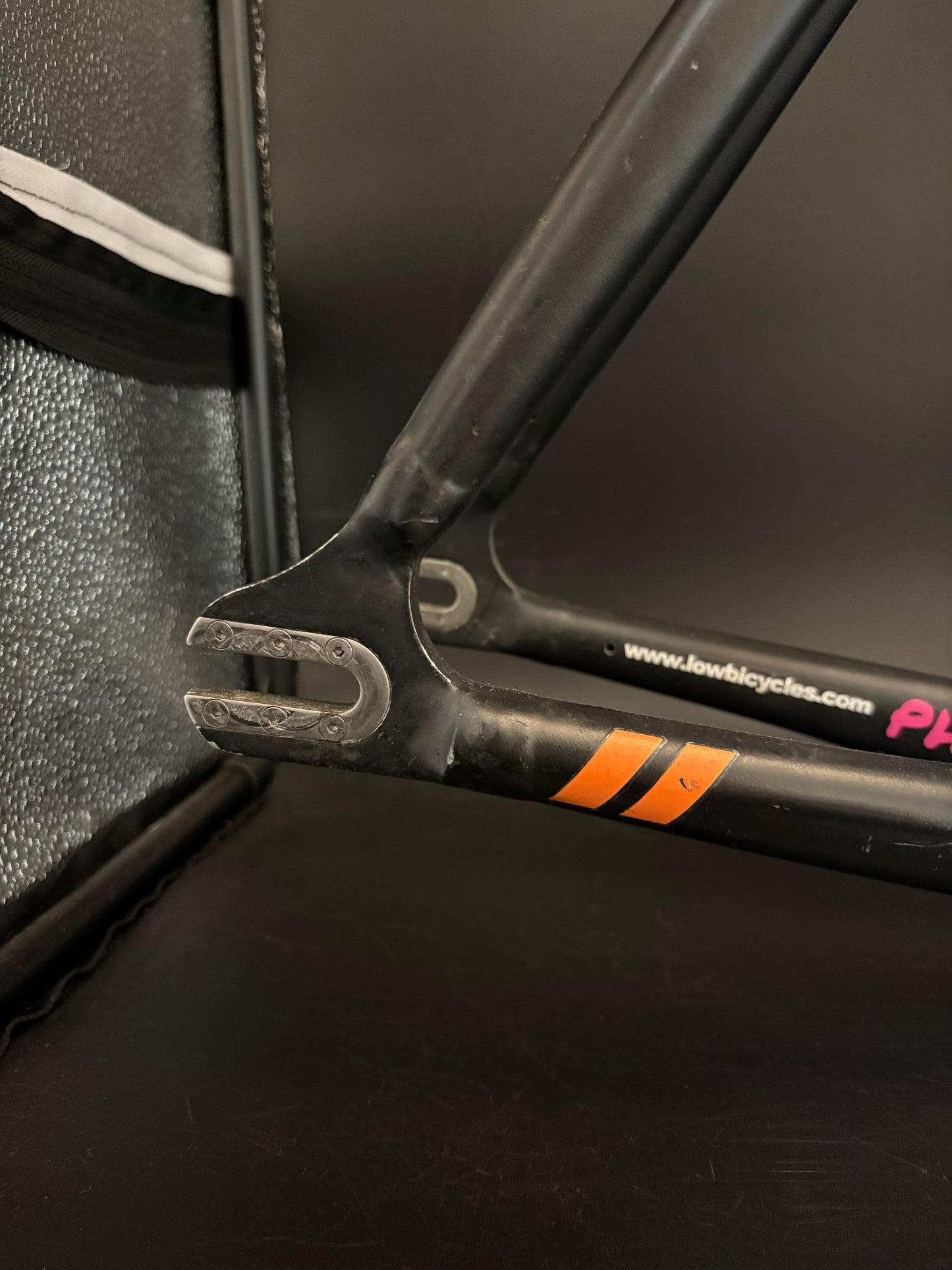 Low// Pursuit Frameset Black 57cm ST 54cm TT
