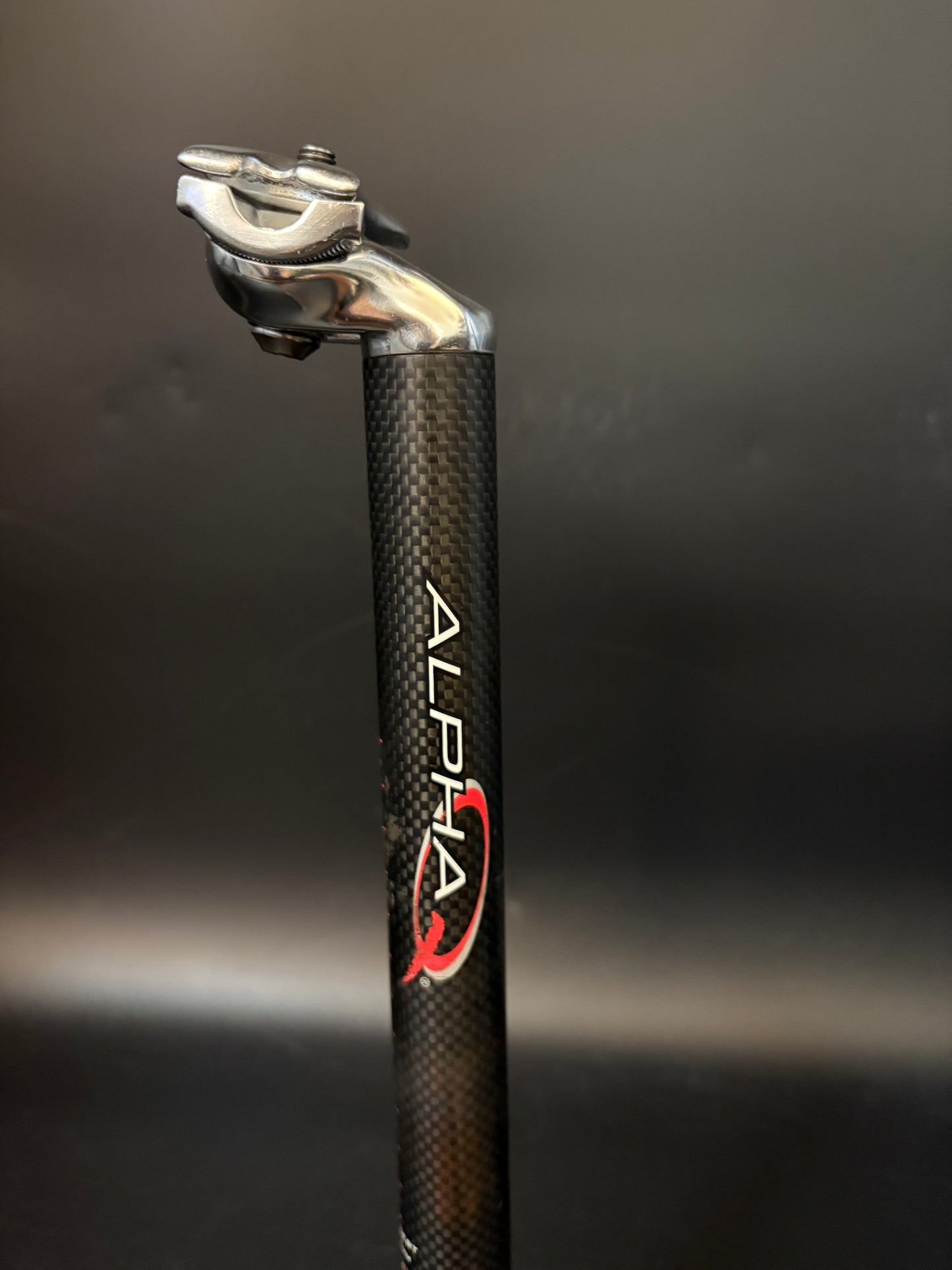 Alpha Q Seatpost Carbon 27.2 300mm