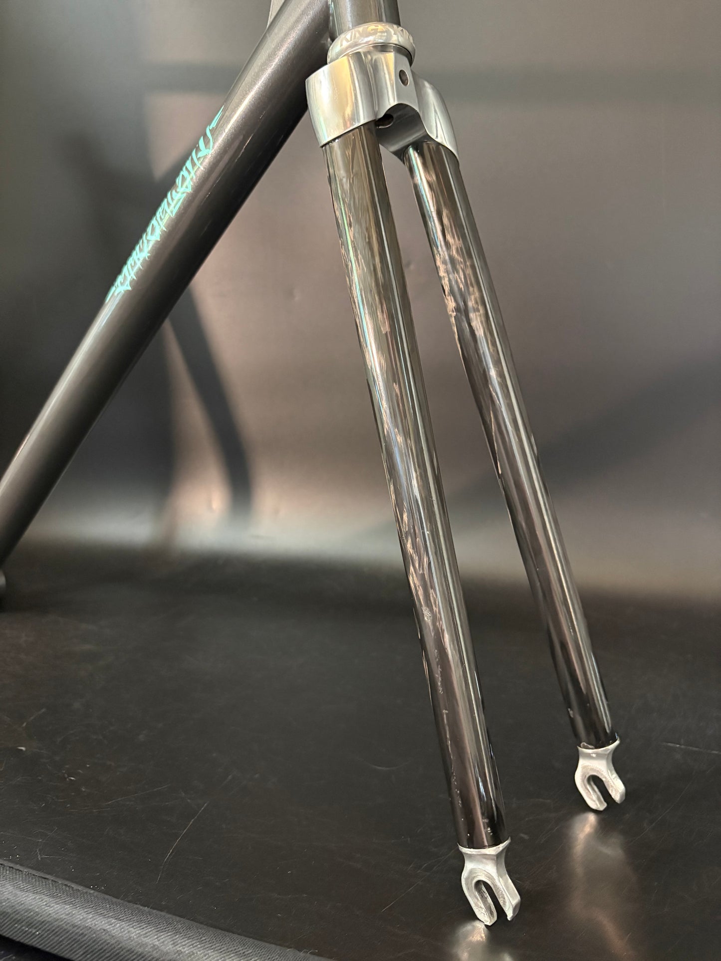 Broakland Pipe Bomb Frameset Grey Sparkle 59cm