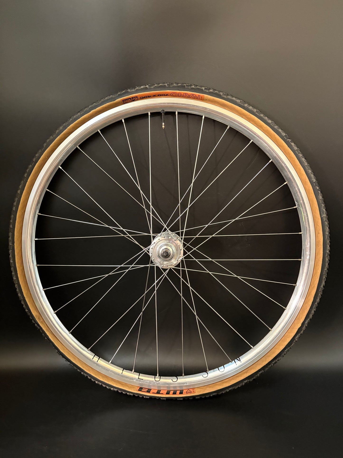 H Plus Son Archetype Silver / Gran Compe HF Wheelset 32h