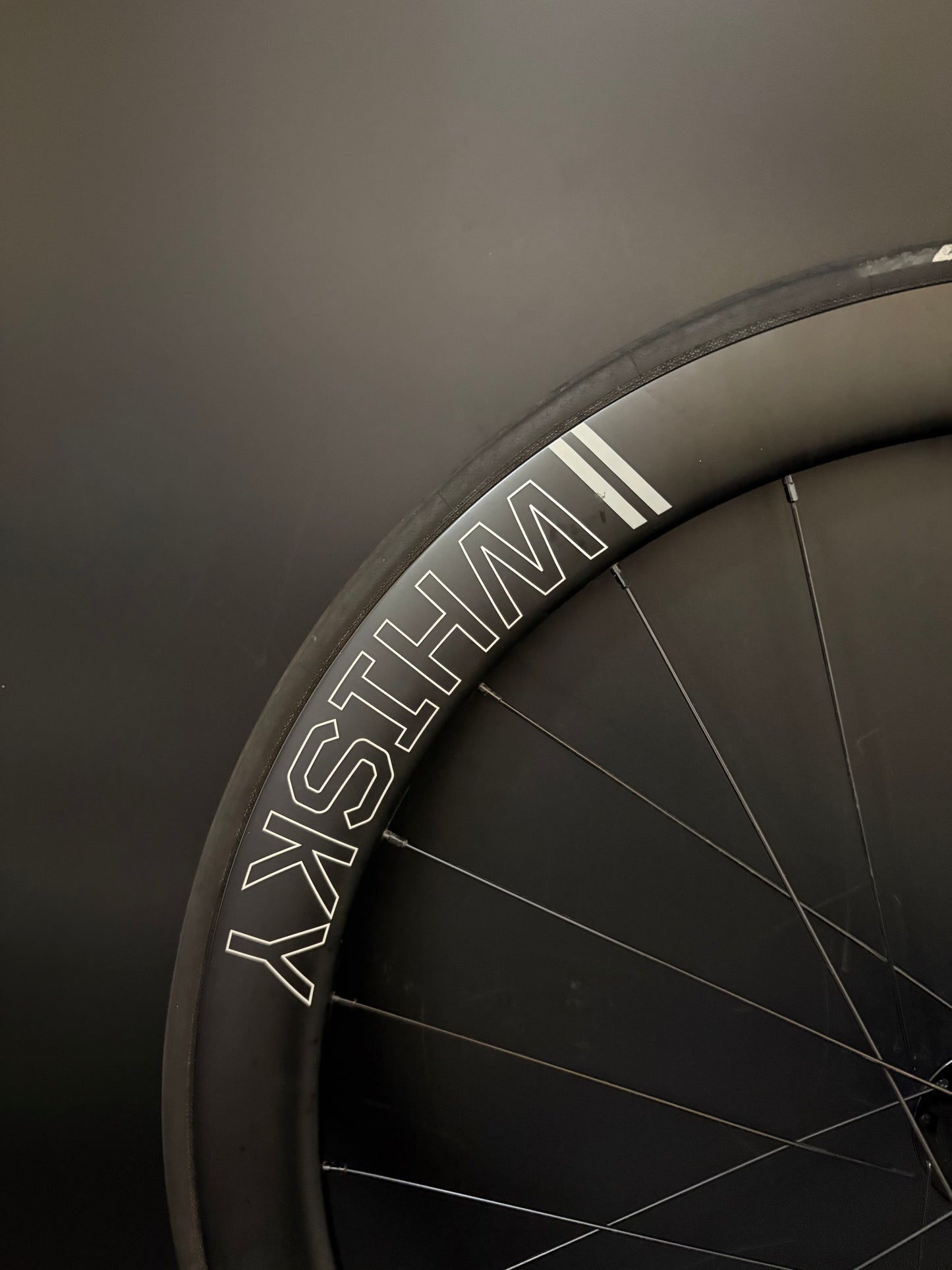 Whisky 50mm Carbon Clincher / Halo Wheelset Black 24h