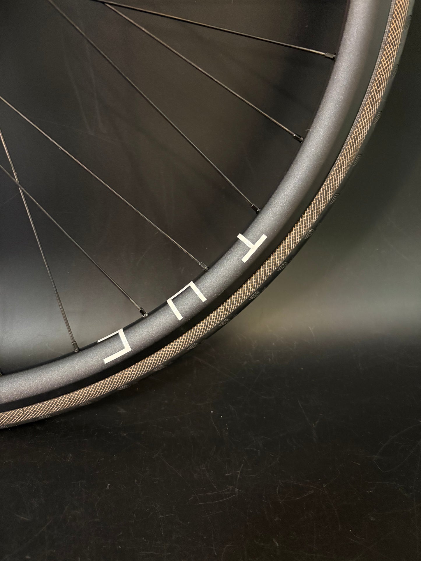 H Plus Son Hydra / Phil Wood HF Wheelset Black 32h #2