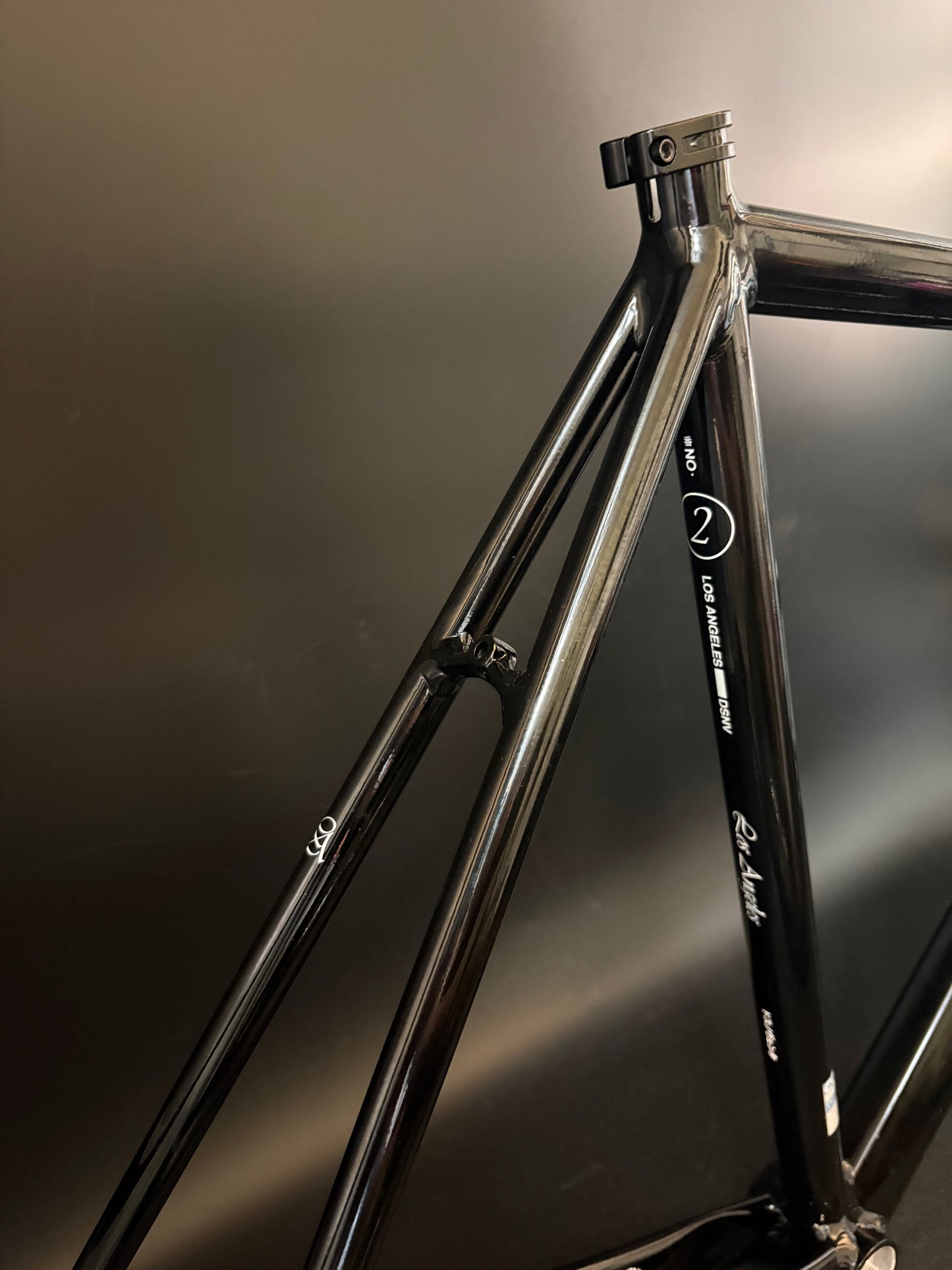 Dosnoventa Los Angeles Frameset Black Medium w/ Carbon Bars + Seatpost