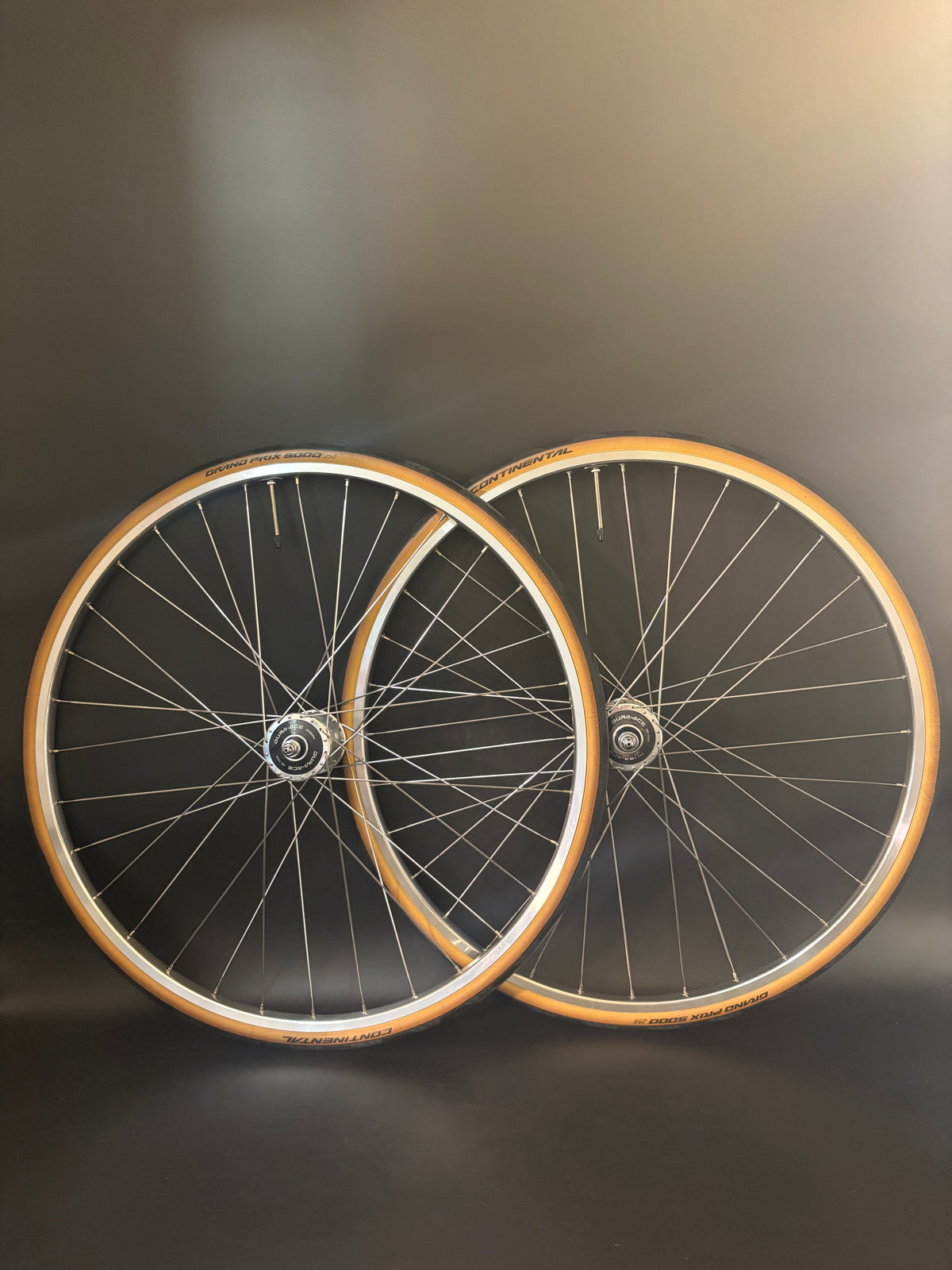 H Plus Son Tb14 / Dura Ace 7600 Wheelset Silver 32h