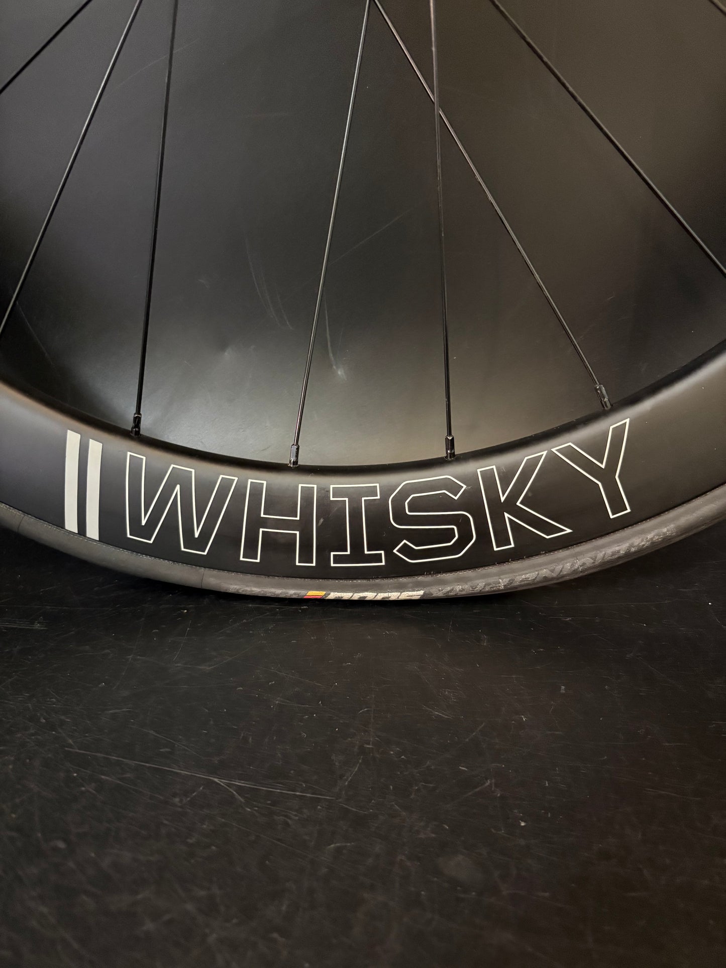Whisky 50mm Carbon Clincher / Halo Wheelset Black 24h