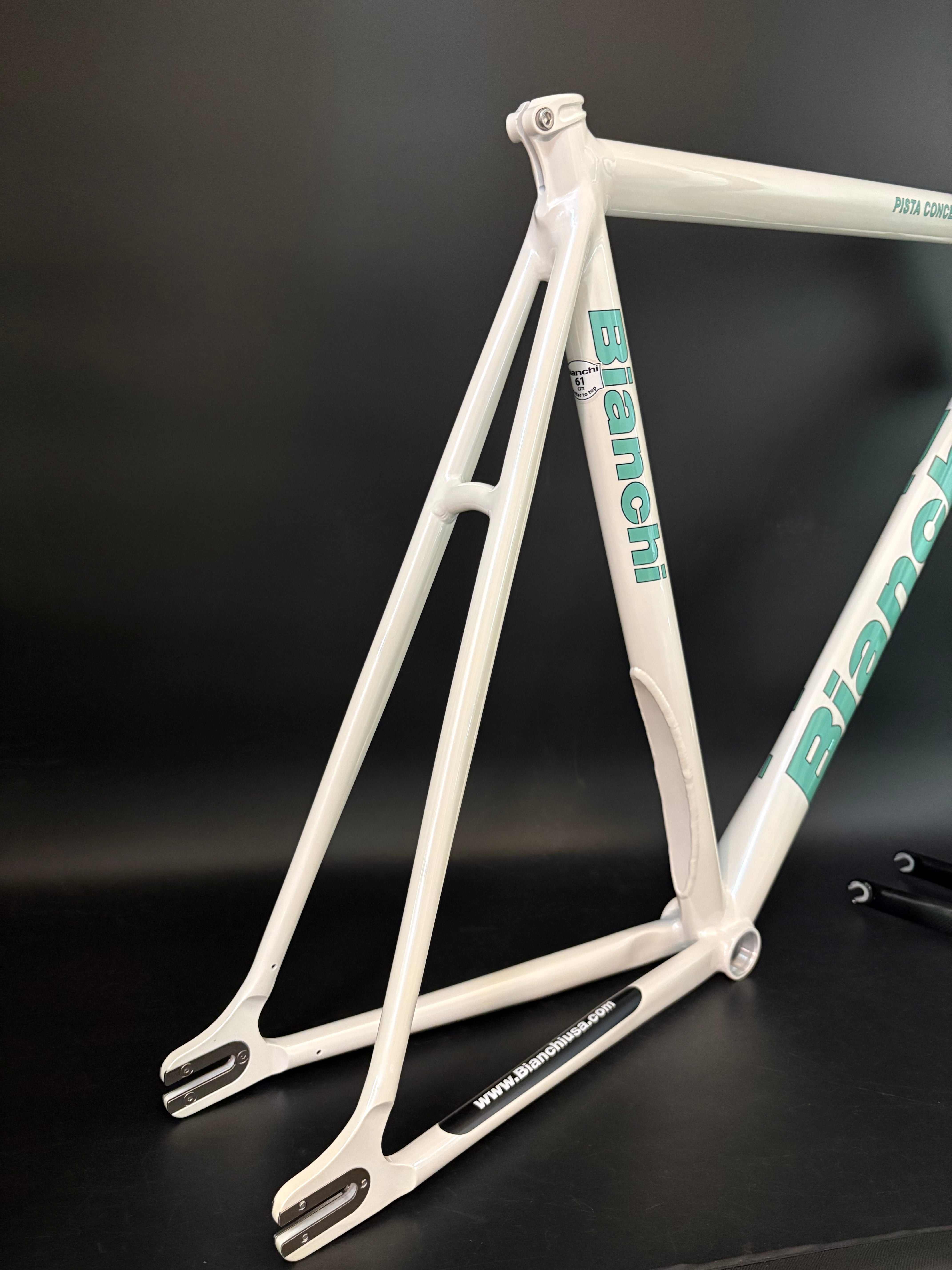 NOS Bianchi Pista Concept 2008 Frameset White 61cm – Track Lab