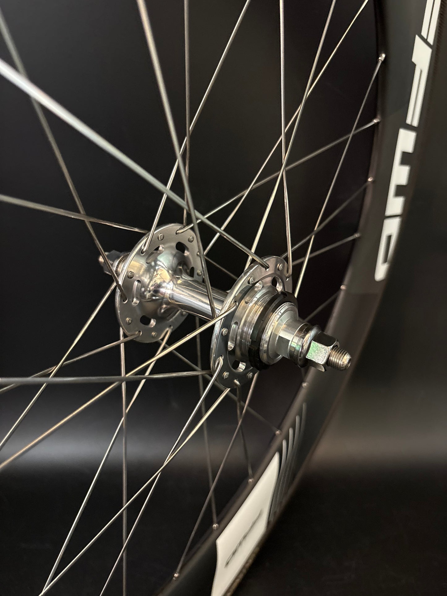 FFWD F9 90mm Carbon Tubular Wheelset 24/28h