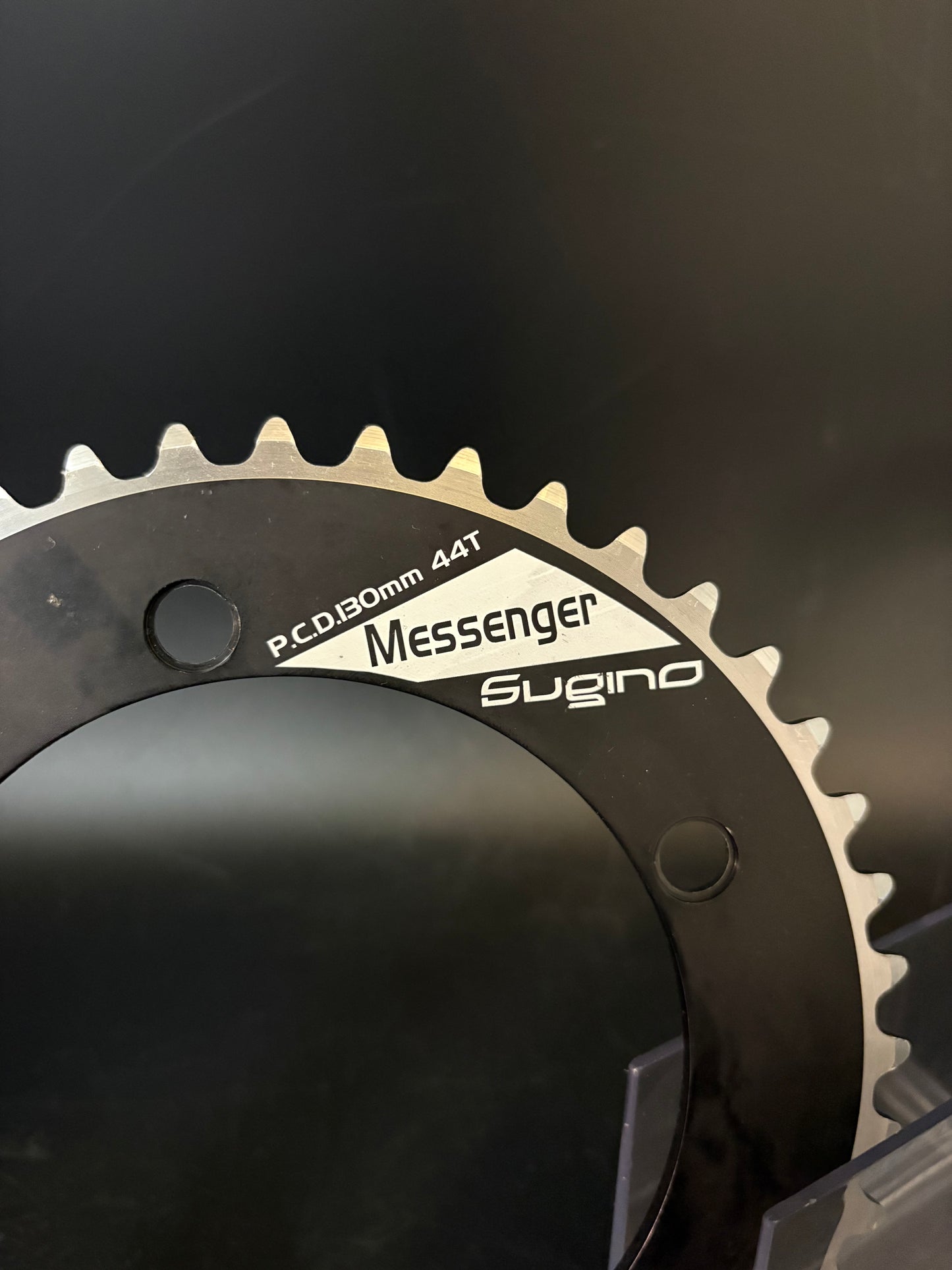 Sugino Messenger Chainring Black 44t 130bcd