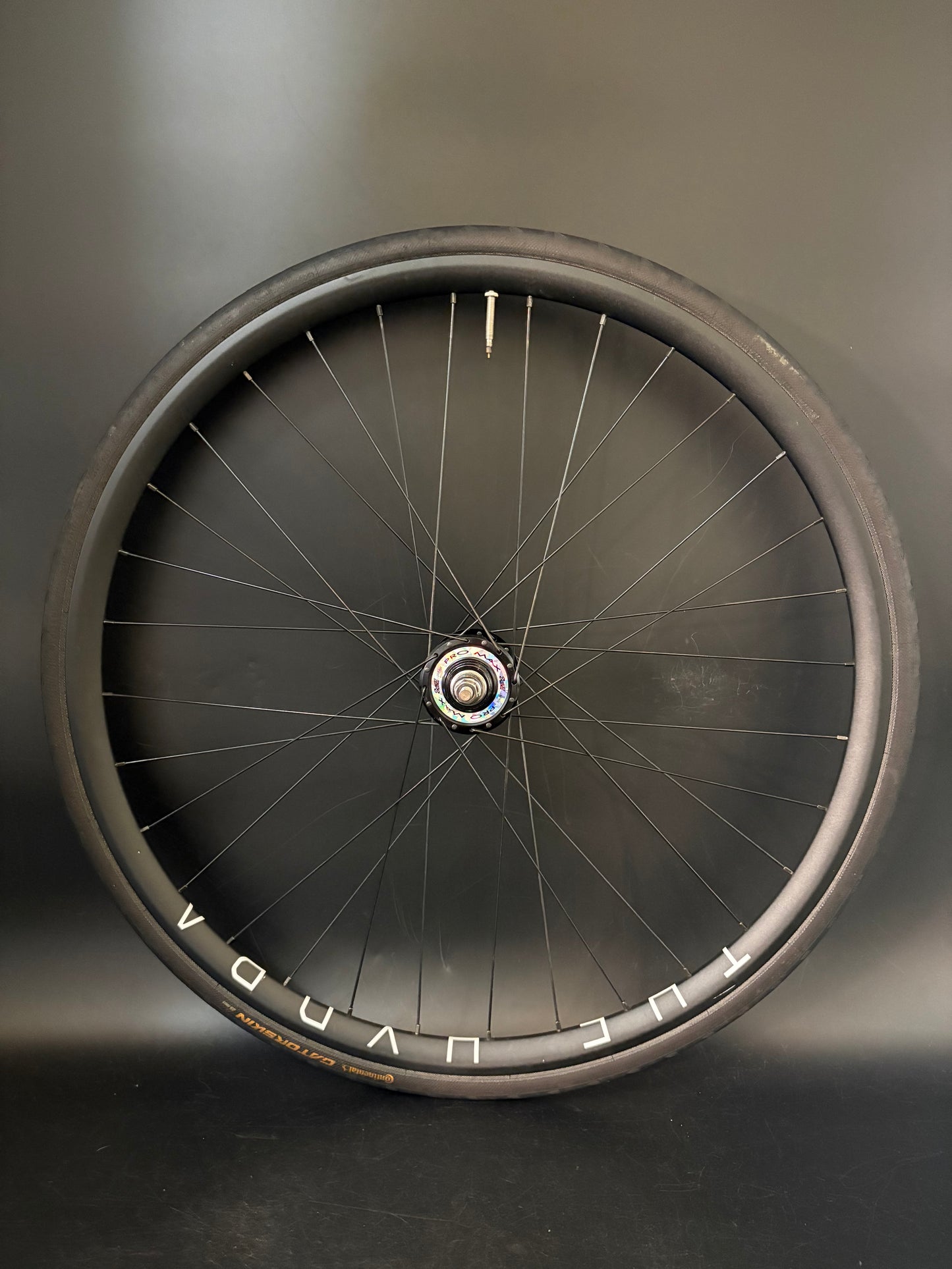 H Plus Son Hydra / Suzue Pro Max Wheelset Black 32h
