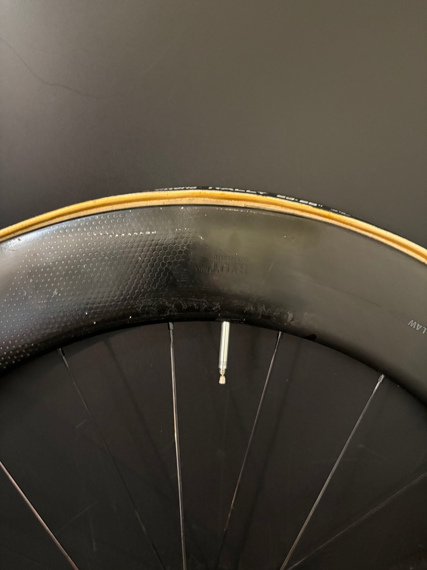 FFWD Ryot 77 Carbon Tubular Wheelset 20/24h