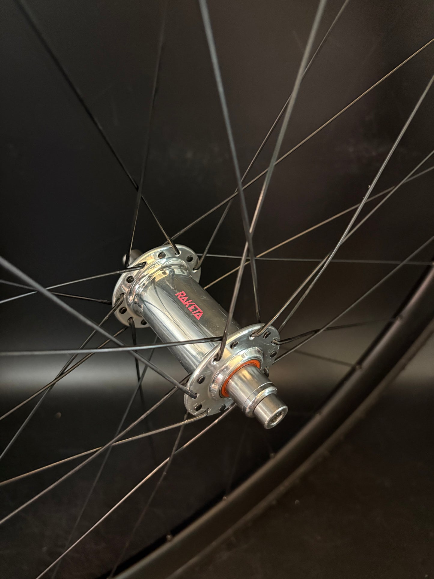 Light Bicycle AR45 Carbon Clincher / Raketa Wheelset 28h
